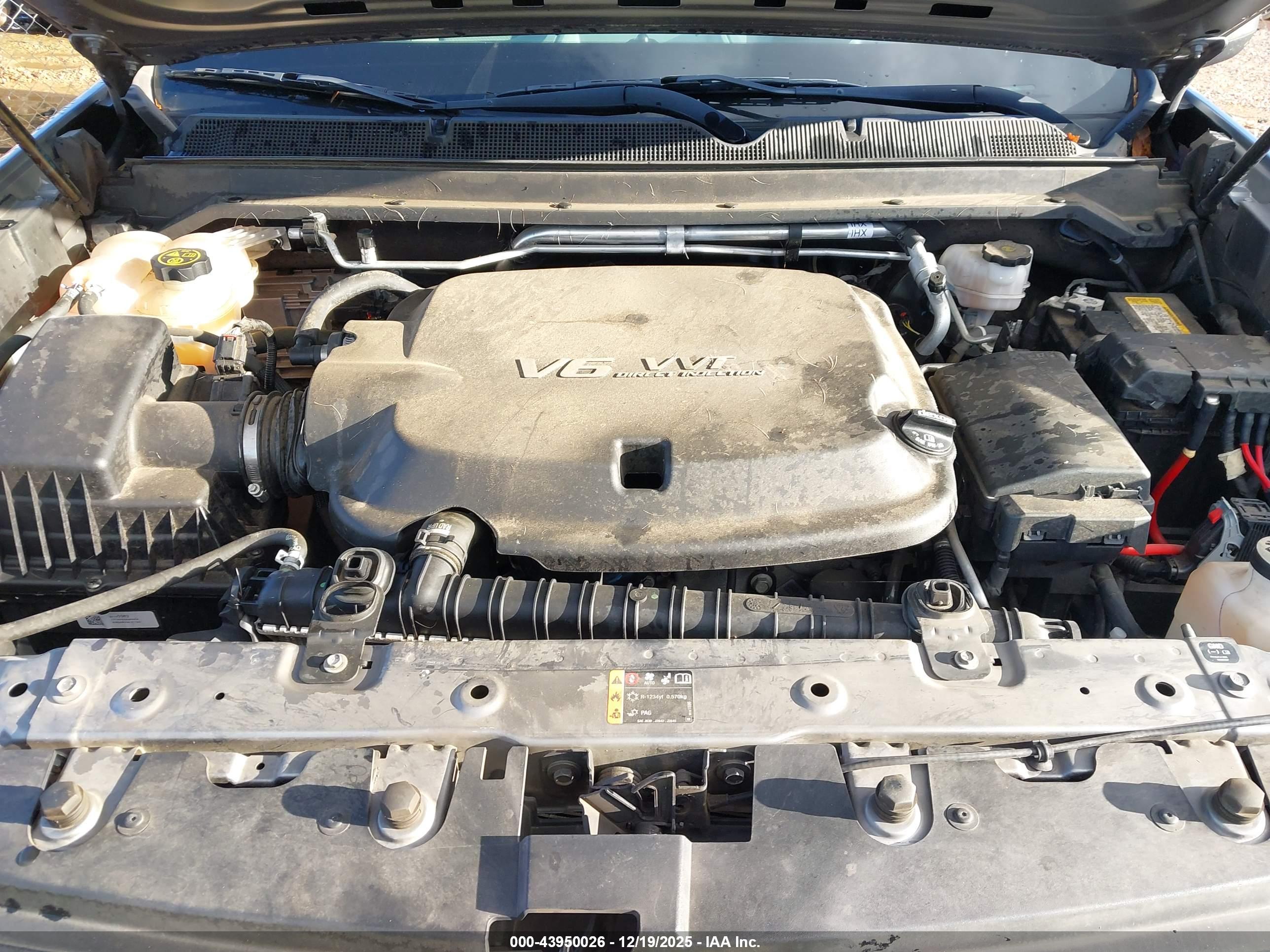 CHEVROLET COLORADO image 10
