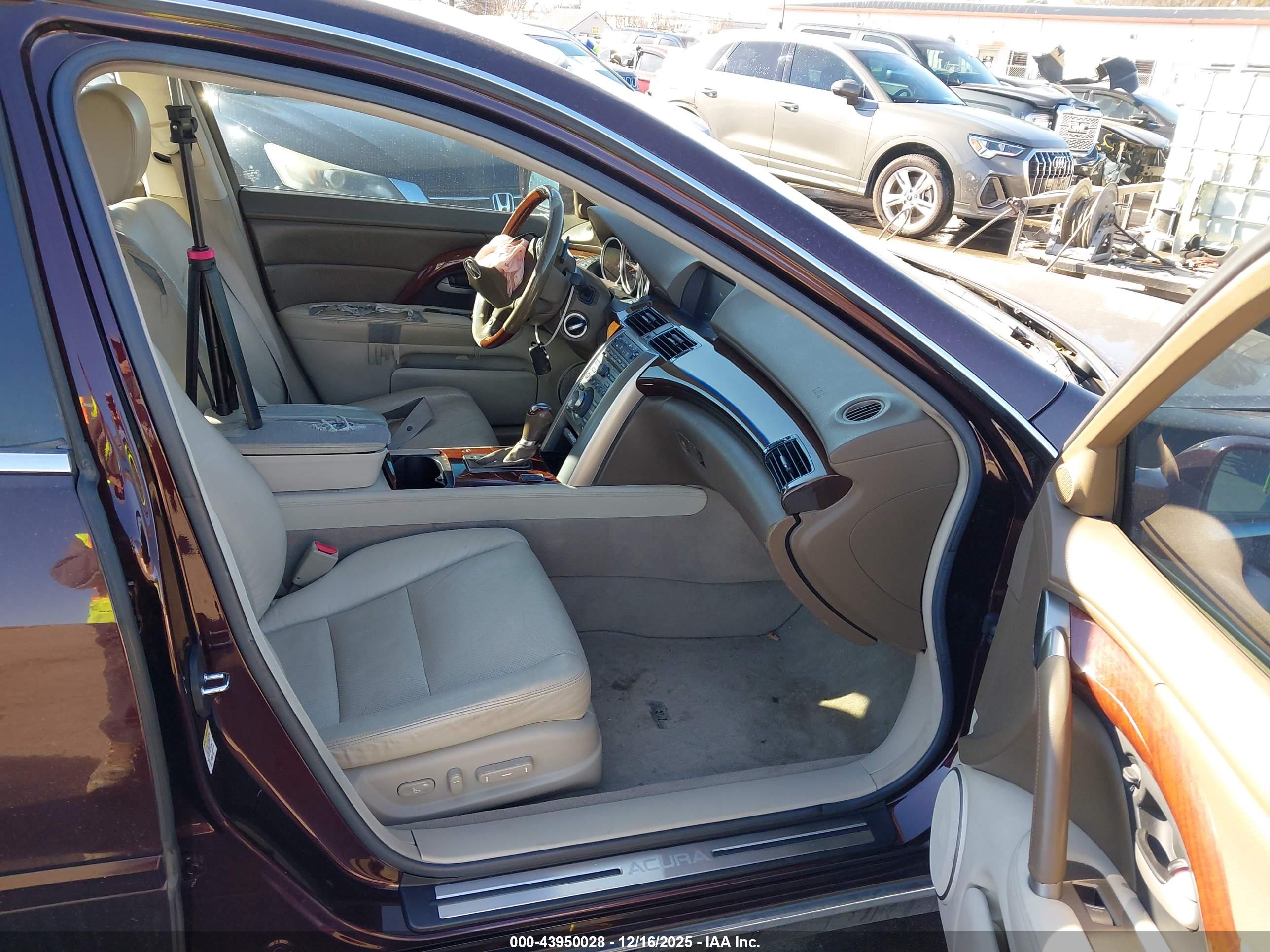 ACURA RL image 5