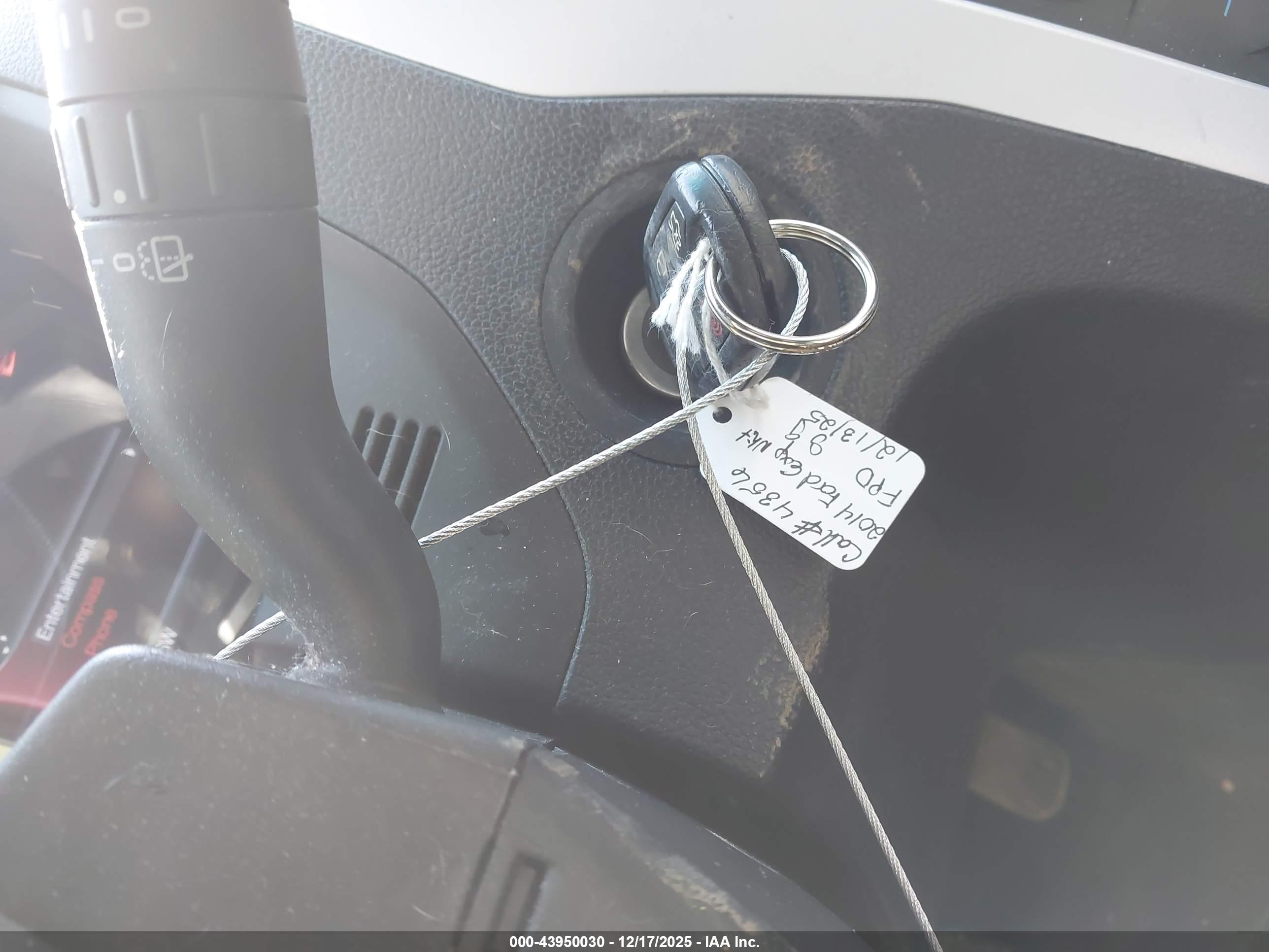 FORD EXPLORER image 11