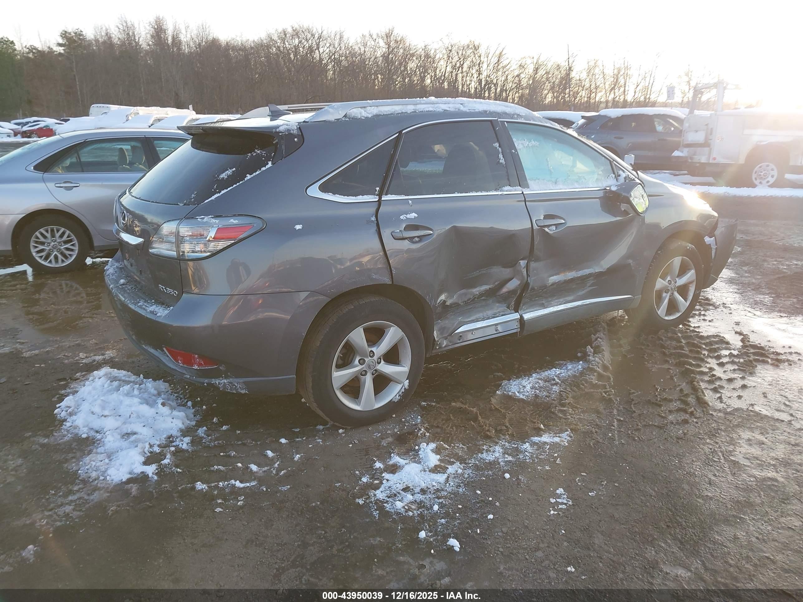LEXUS RX image 4