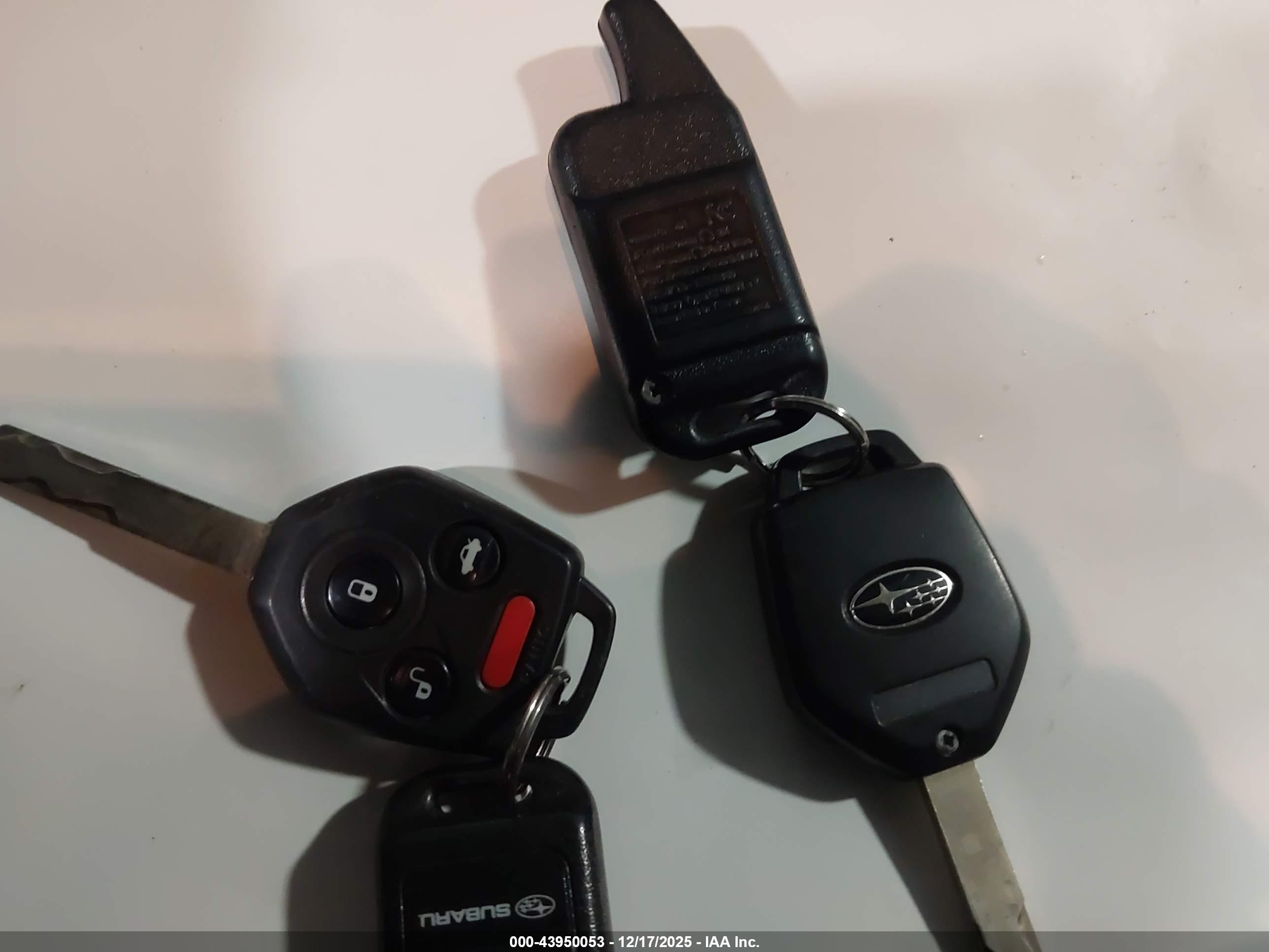 SUBARU OUTBACK image 11