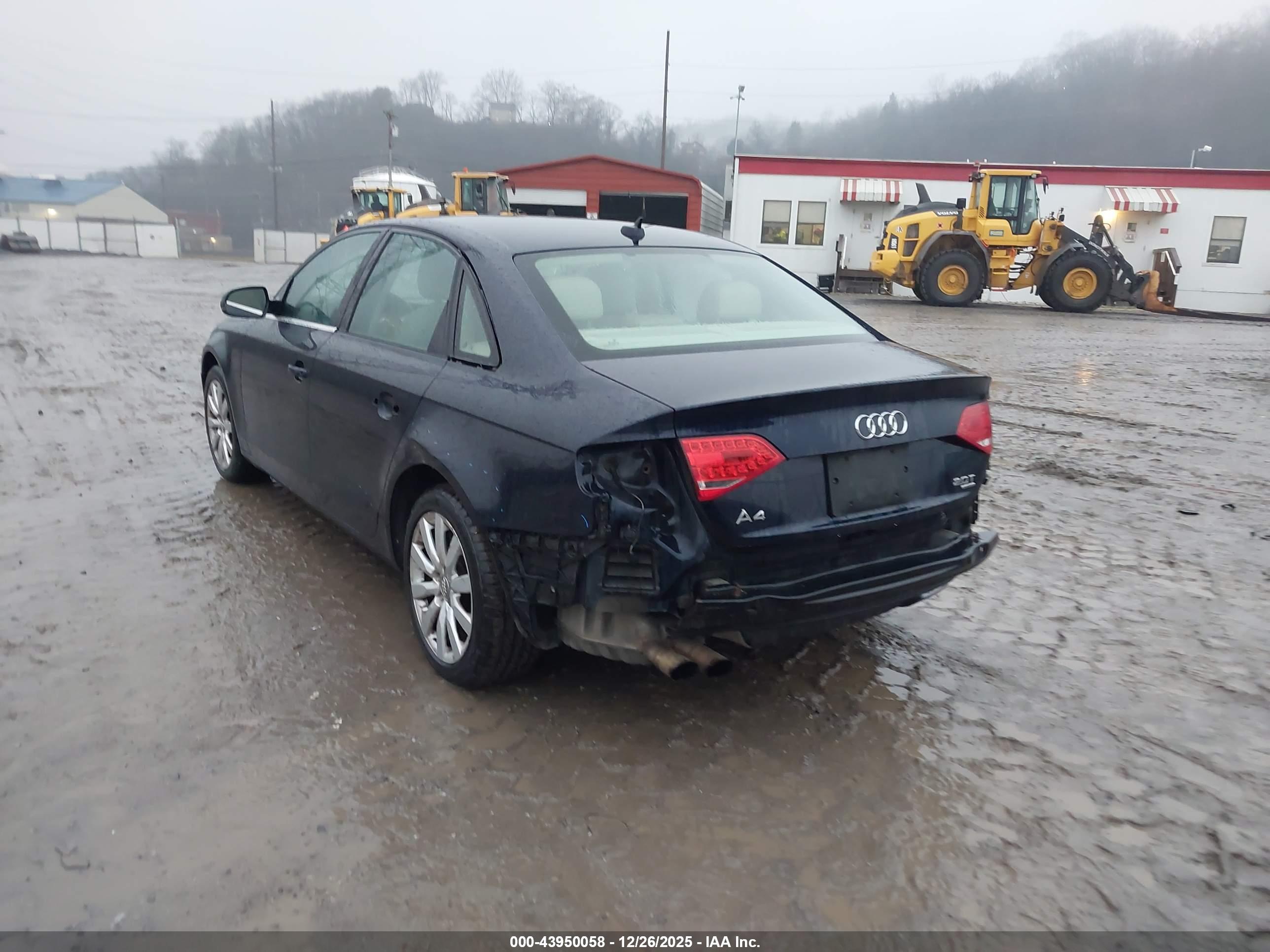 AUDI A4 image 3