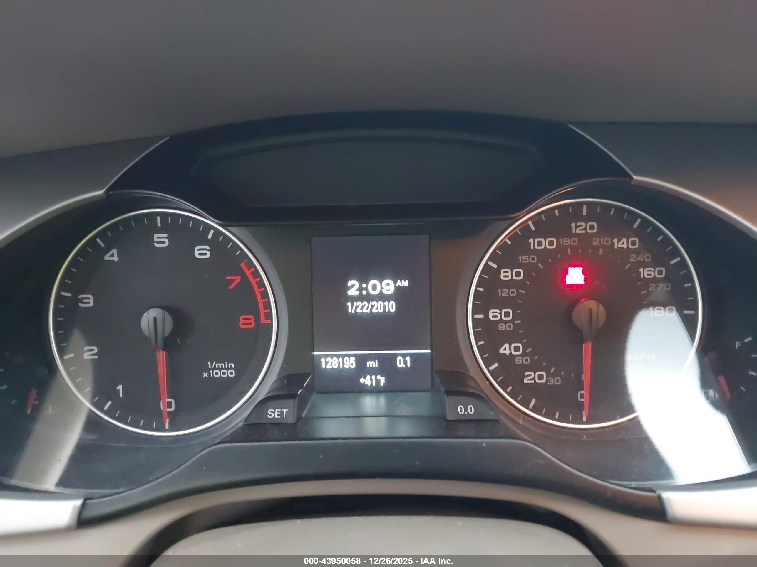 AUDI A4 image 7
