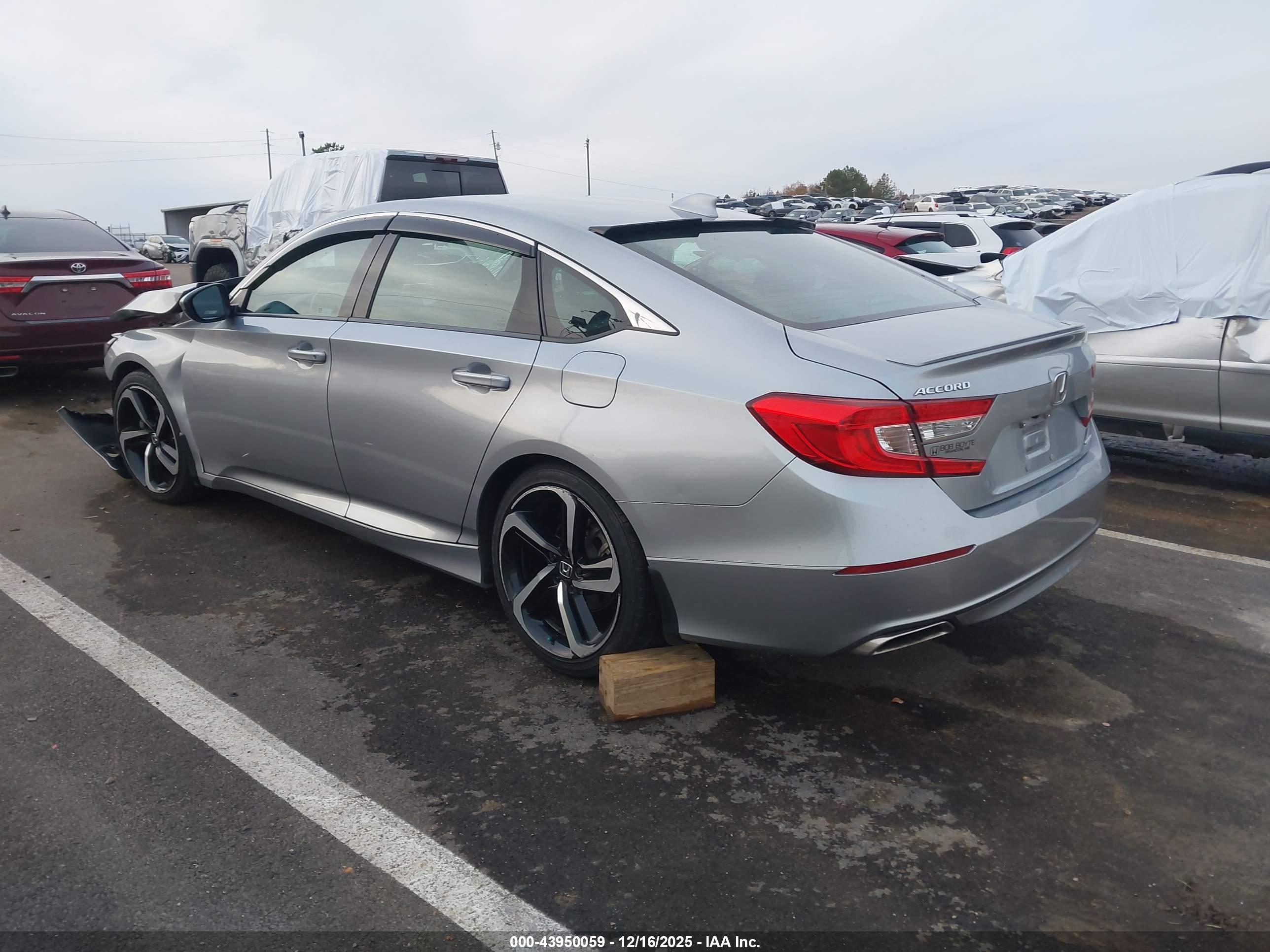 HONDA ACCORD image 3