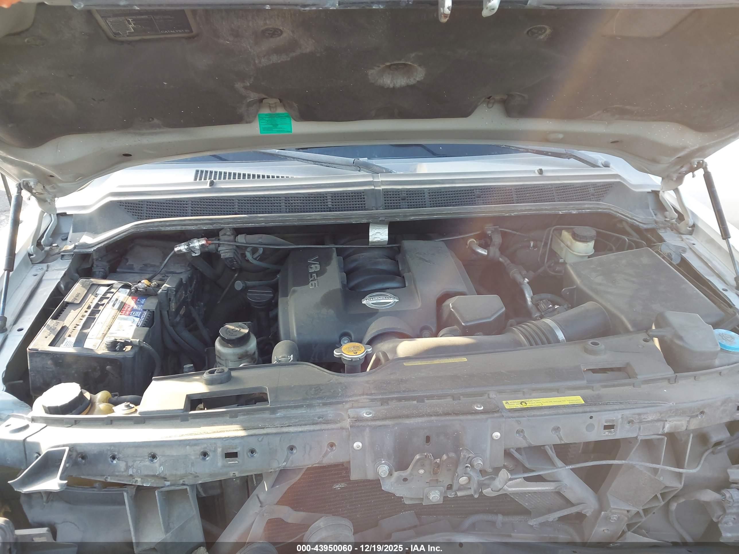 NISSAN TITAN image 10
