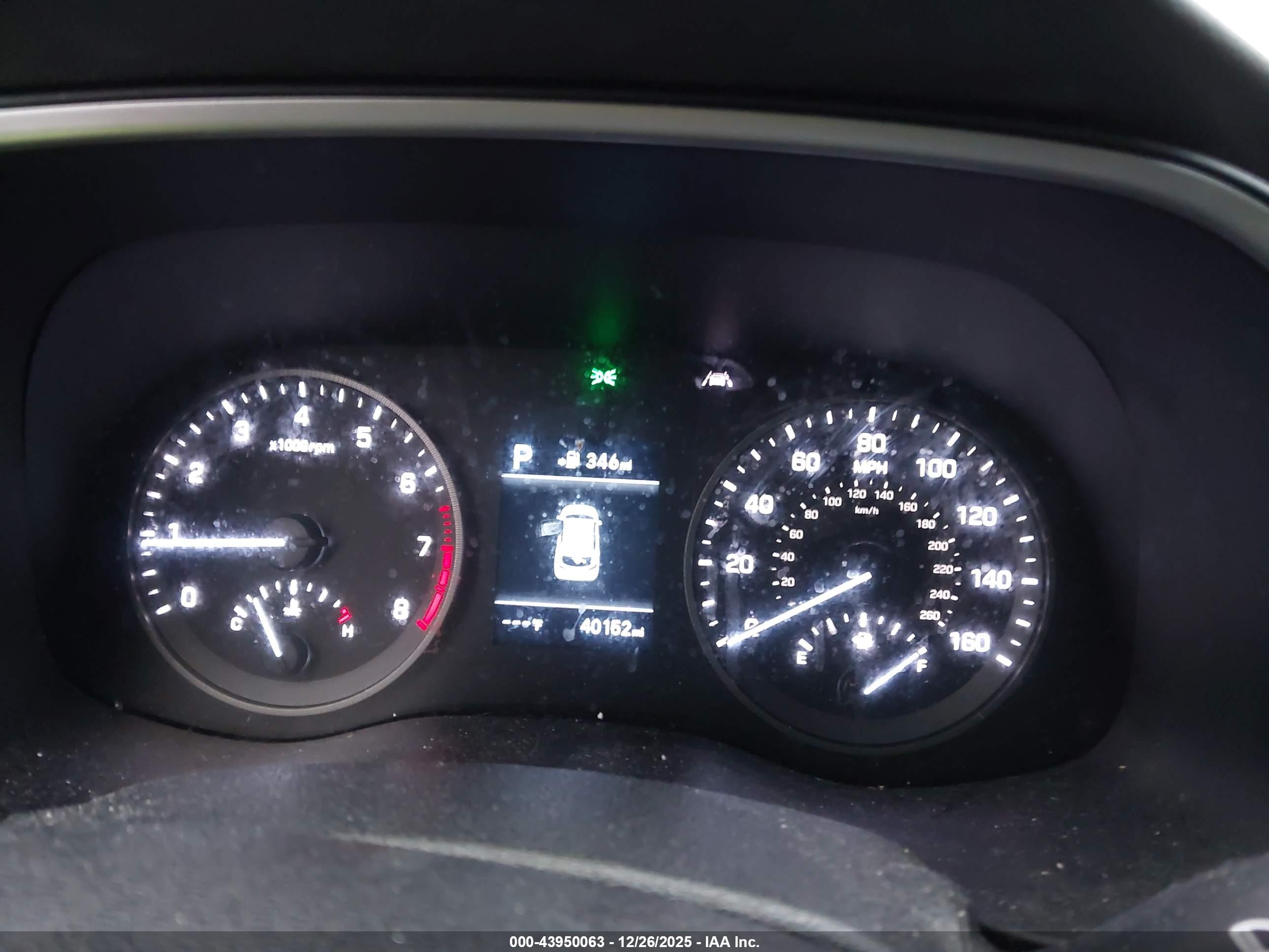 HYUNDAI TUCSON image 7
