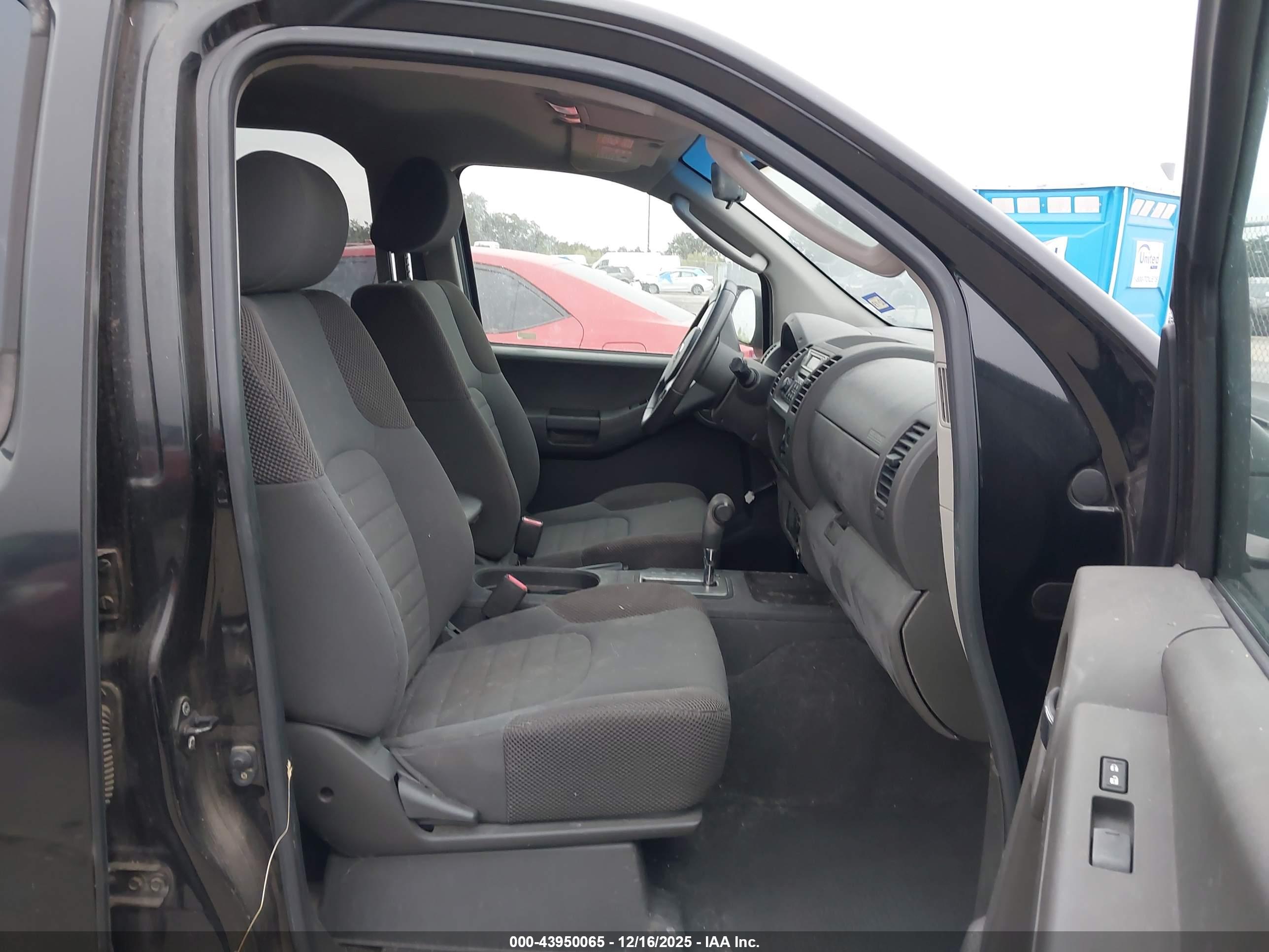 NISSAN XTERRA image 5