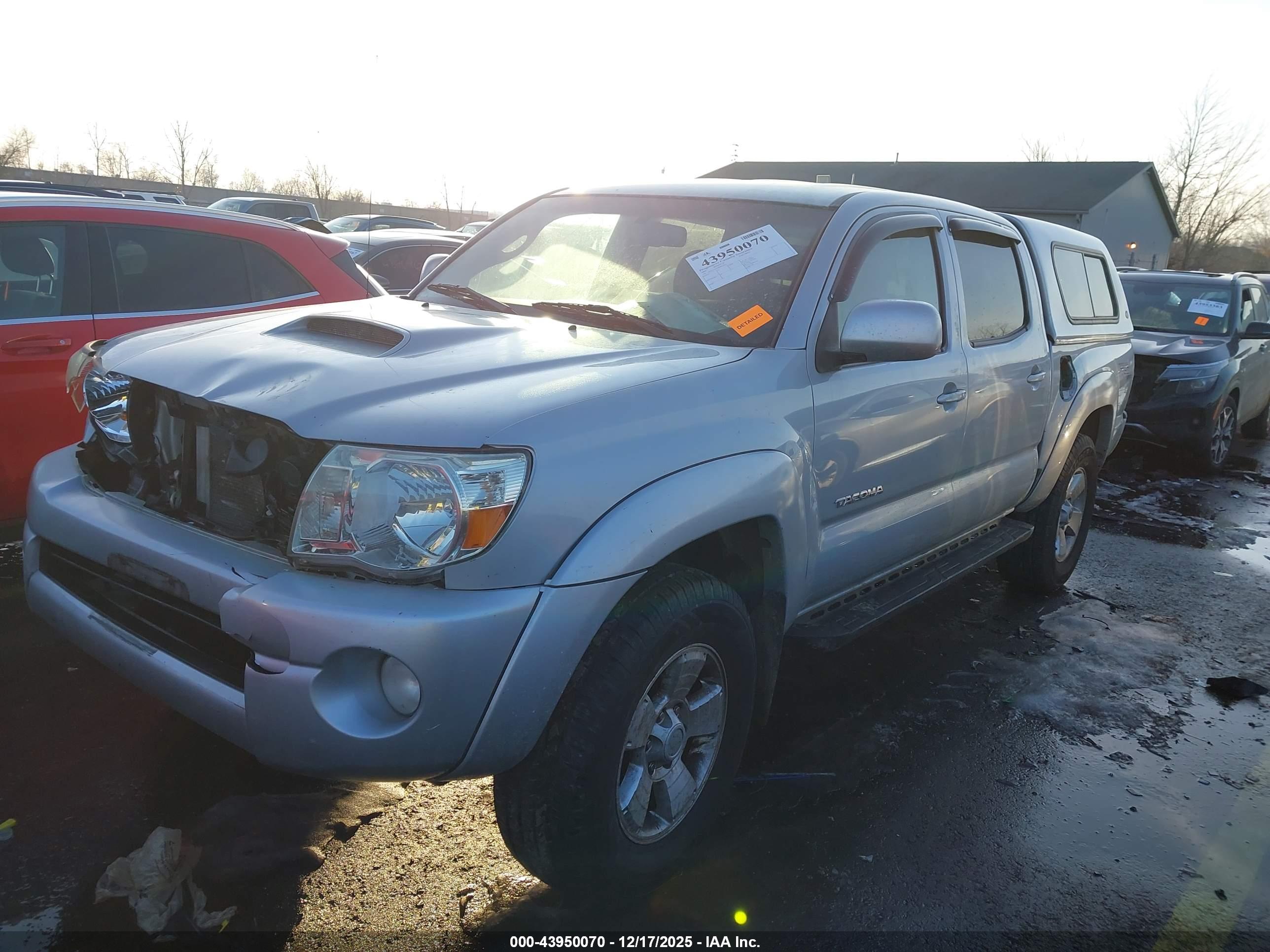 TOYOTA TACOMA image 2