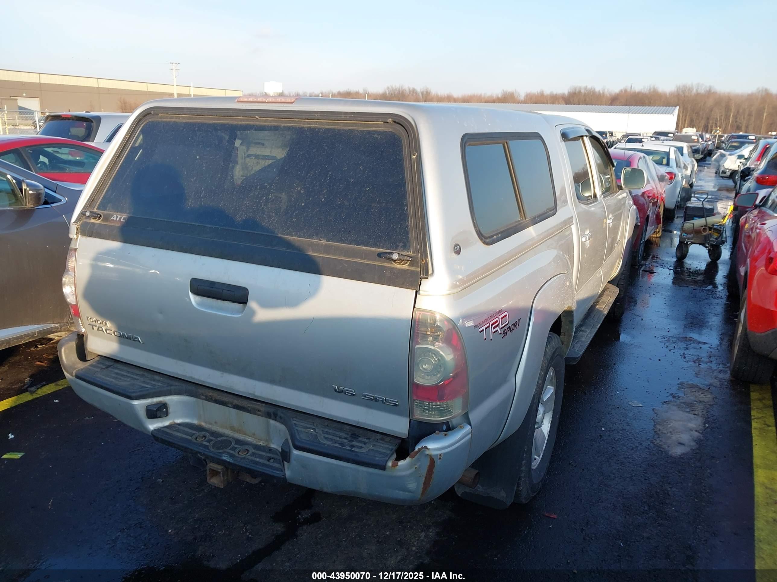 TOYOTA TACOMA image 4