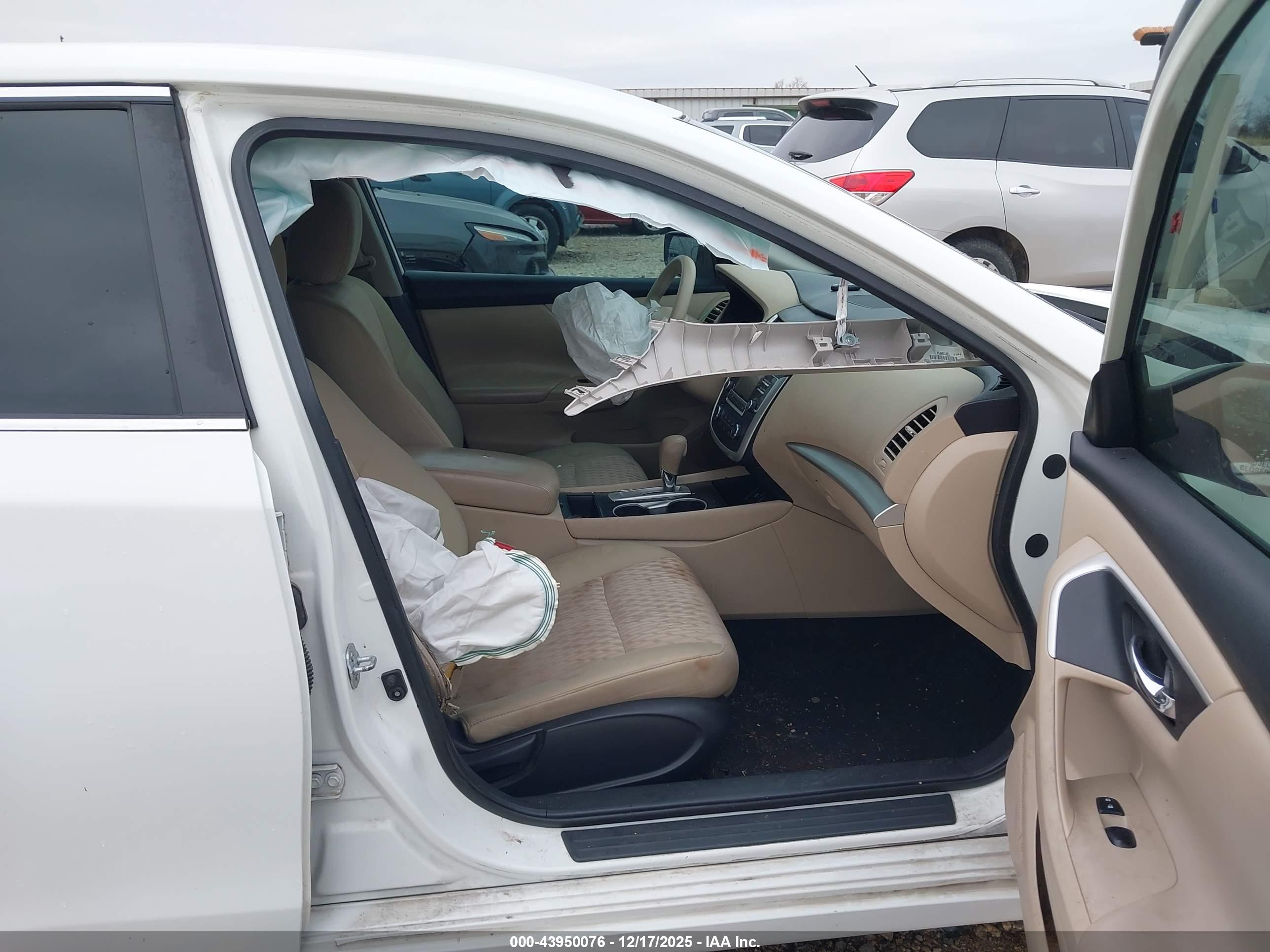 NISSAN ALTIMA image 5