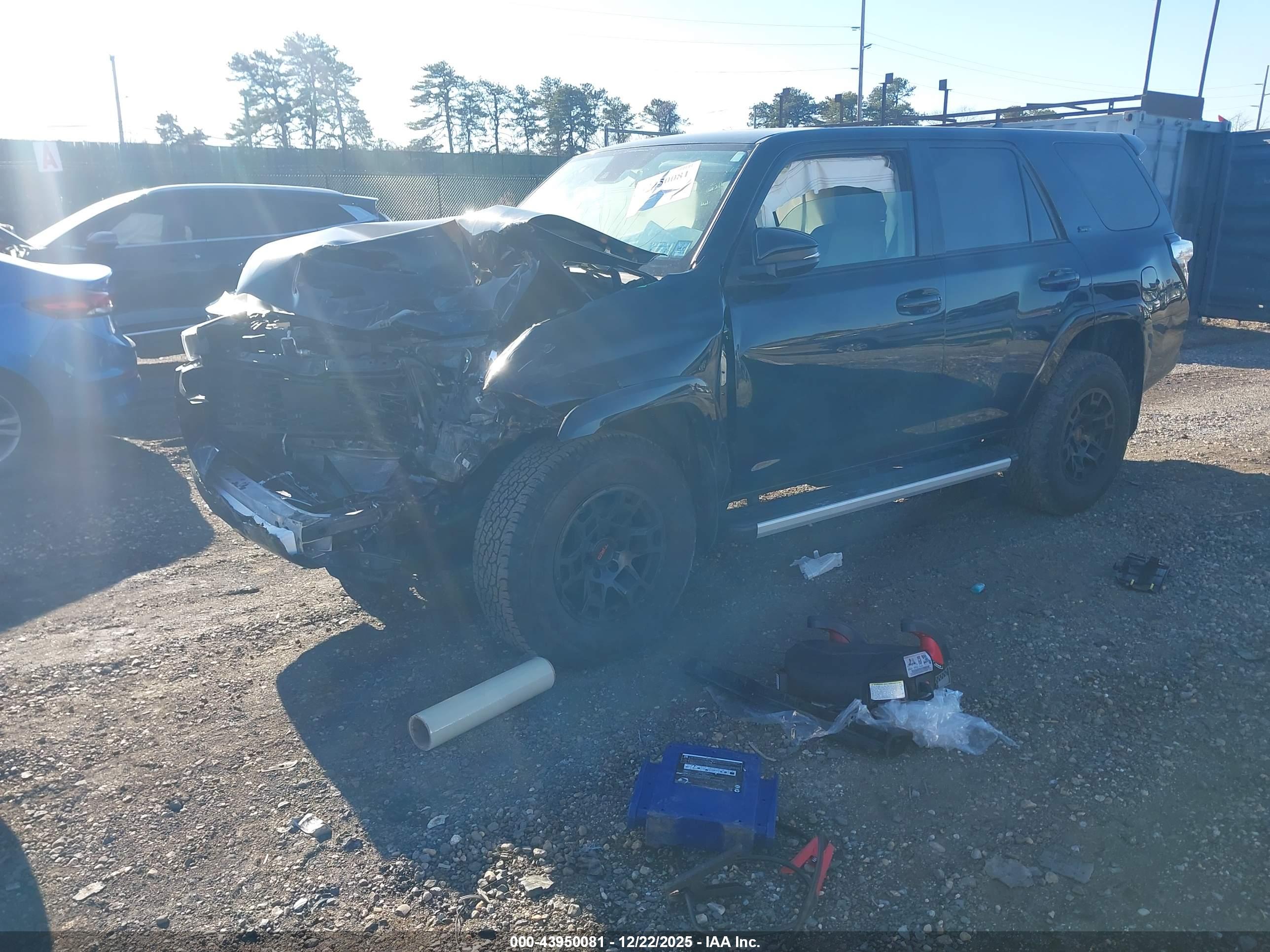 TOYOTA 4RUNNER image 2
