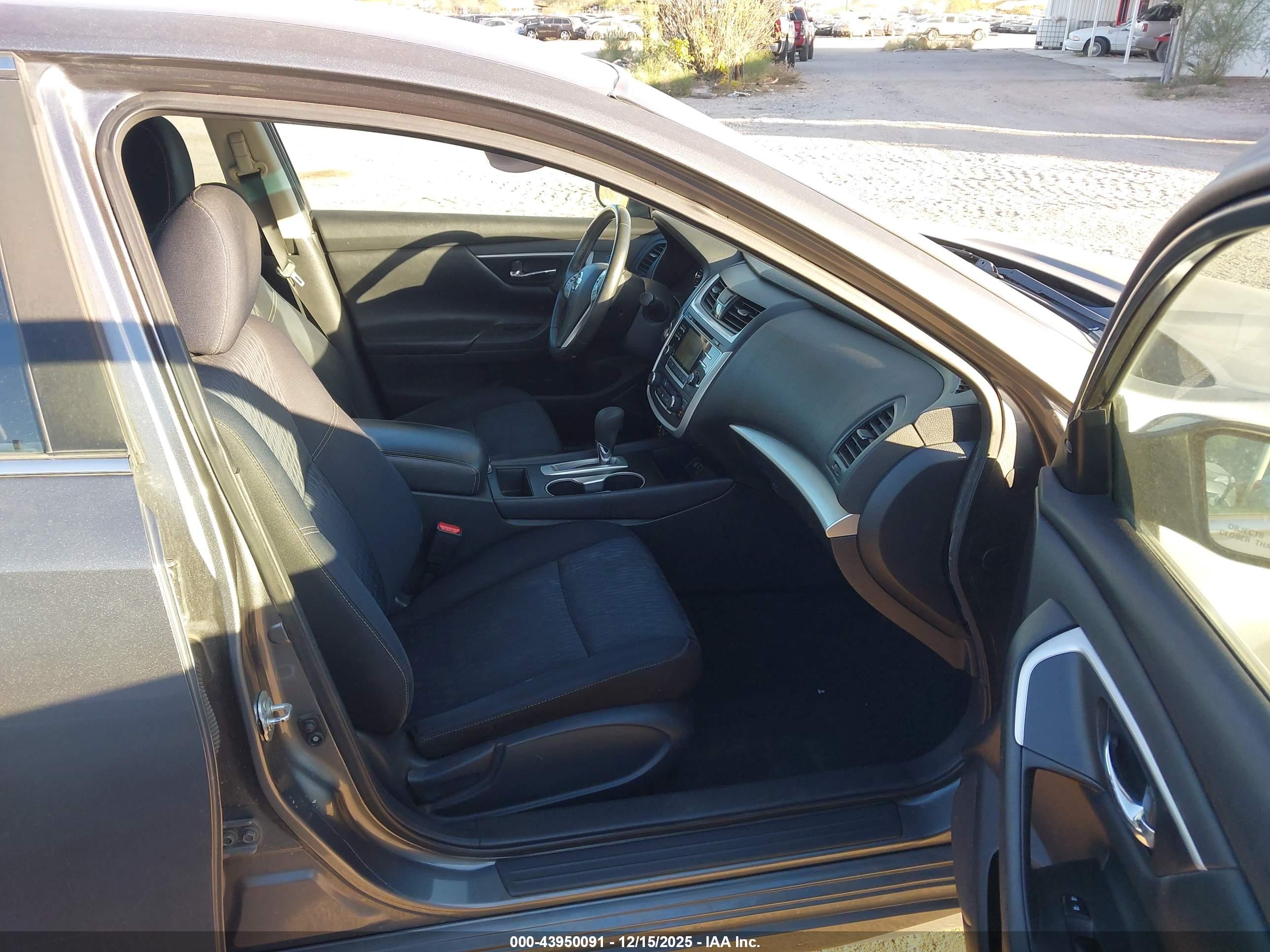 NISSAN ALTIMA image 5