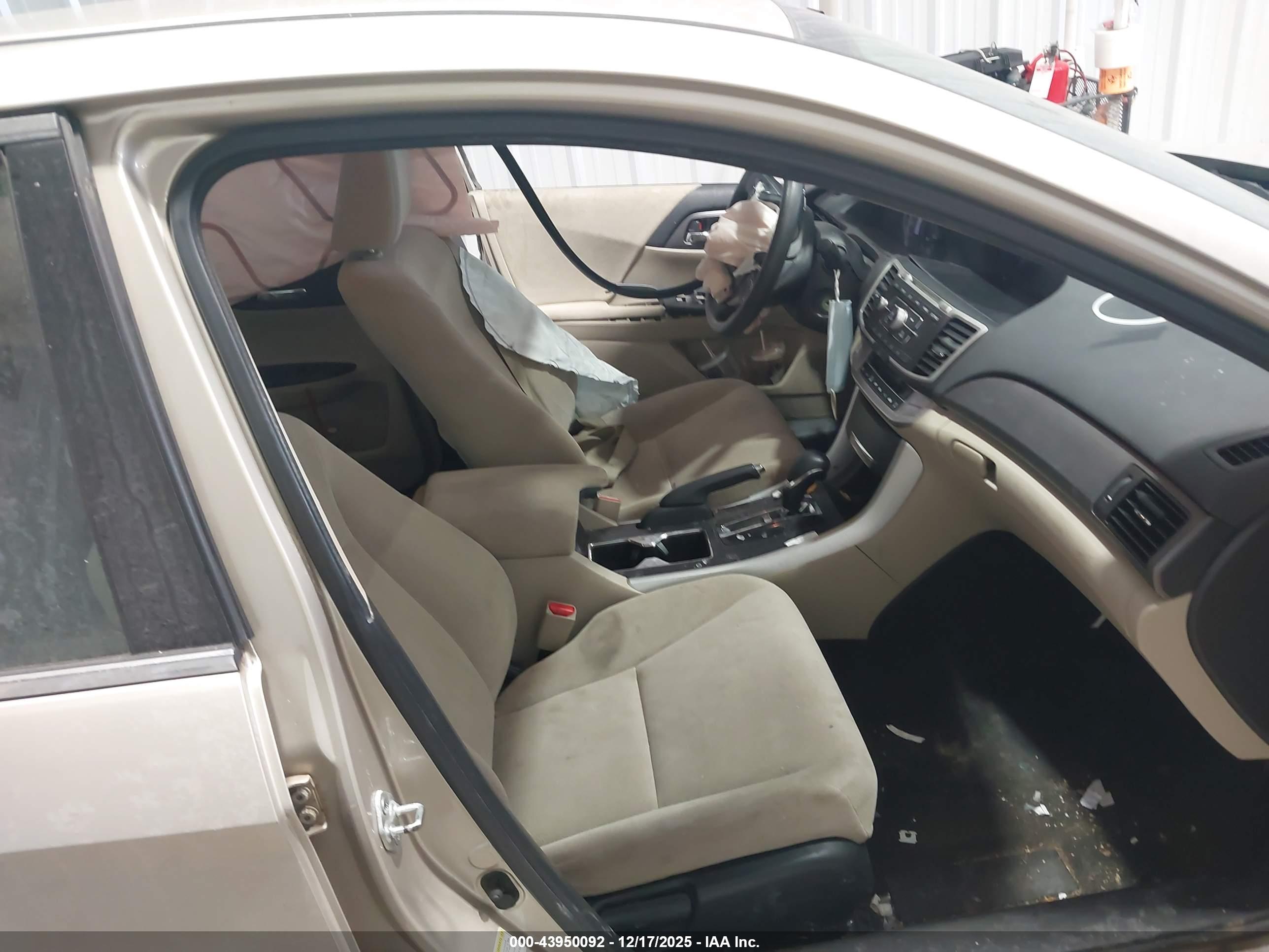 HONDA ACCORD image 5