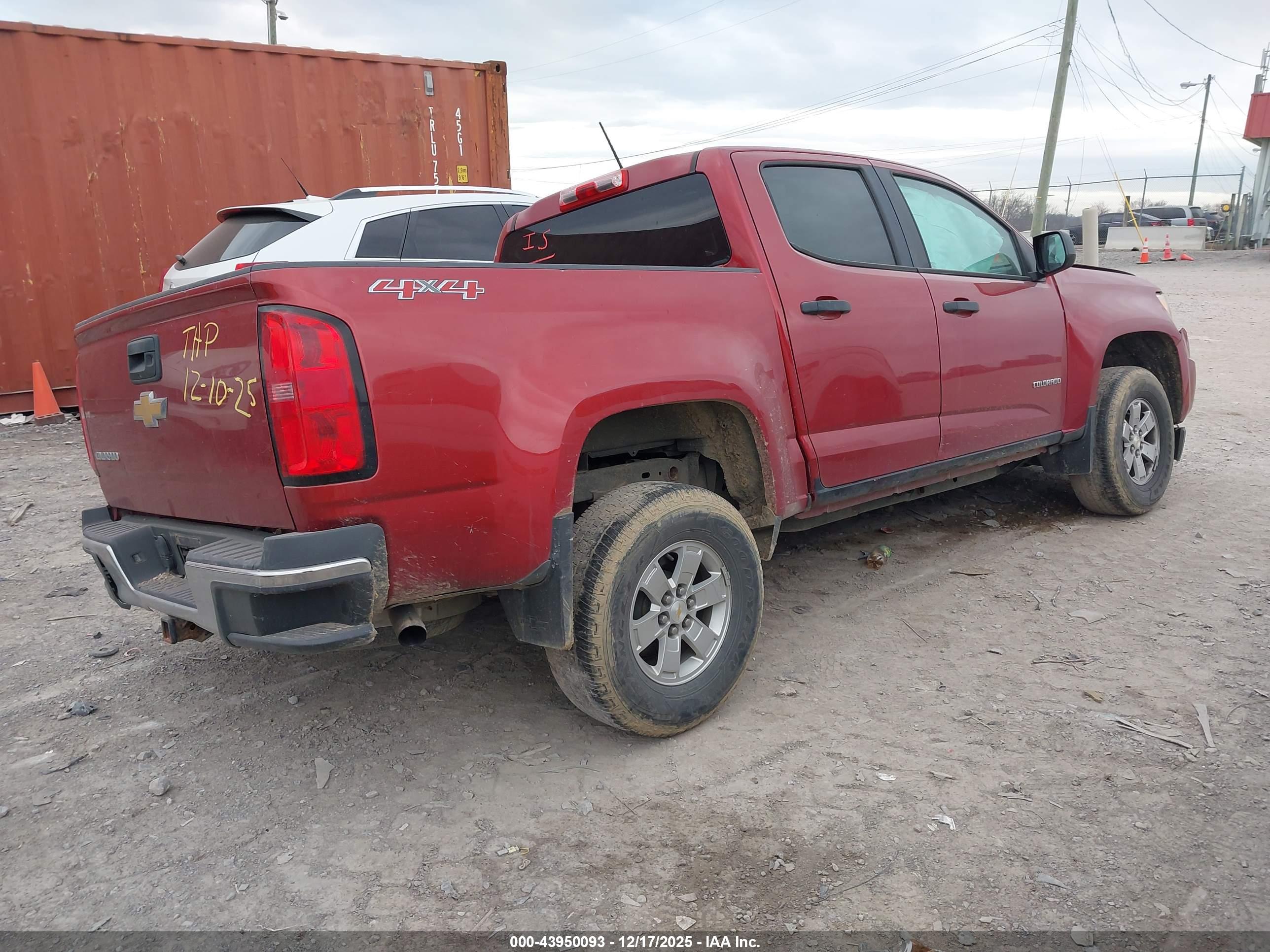 CHEVROLET COLORADO image 4