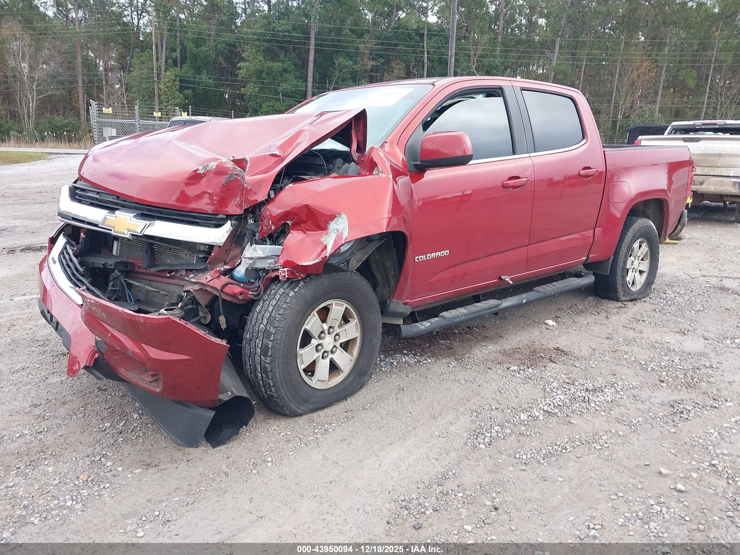 CHEVROLET COLORADO image 2