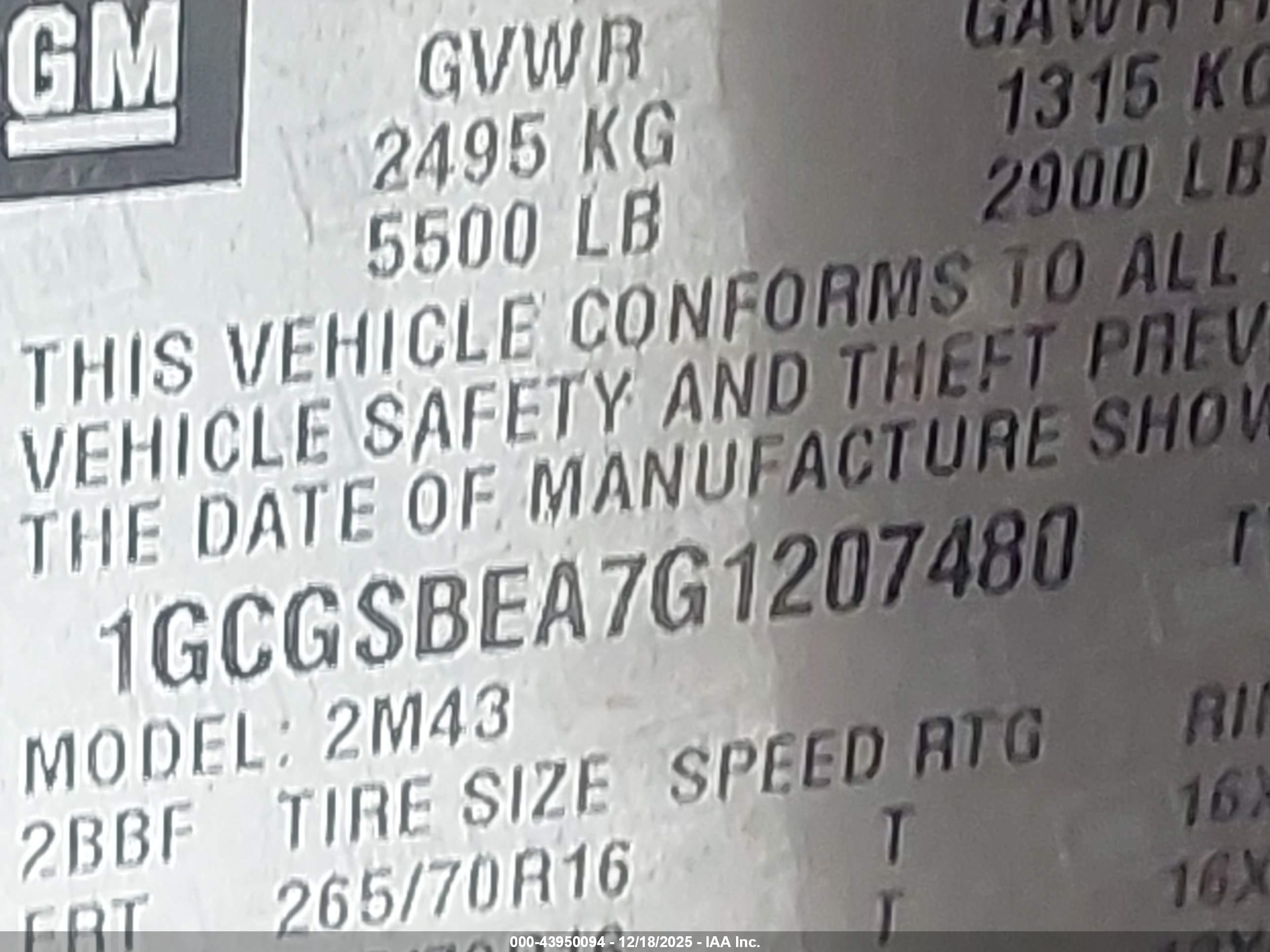 CHEVROLET COLORADO image 9