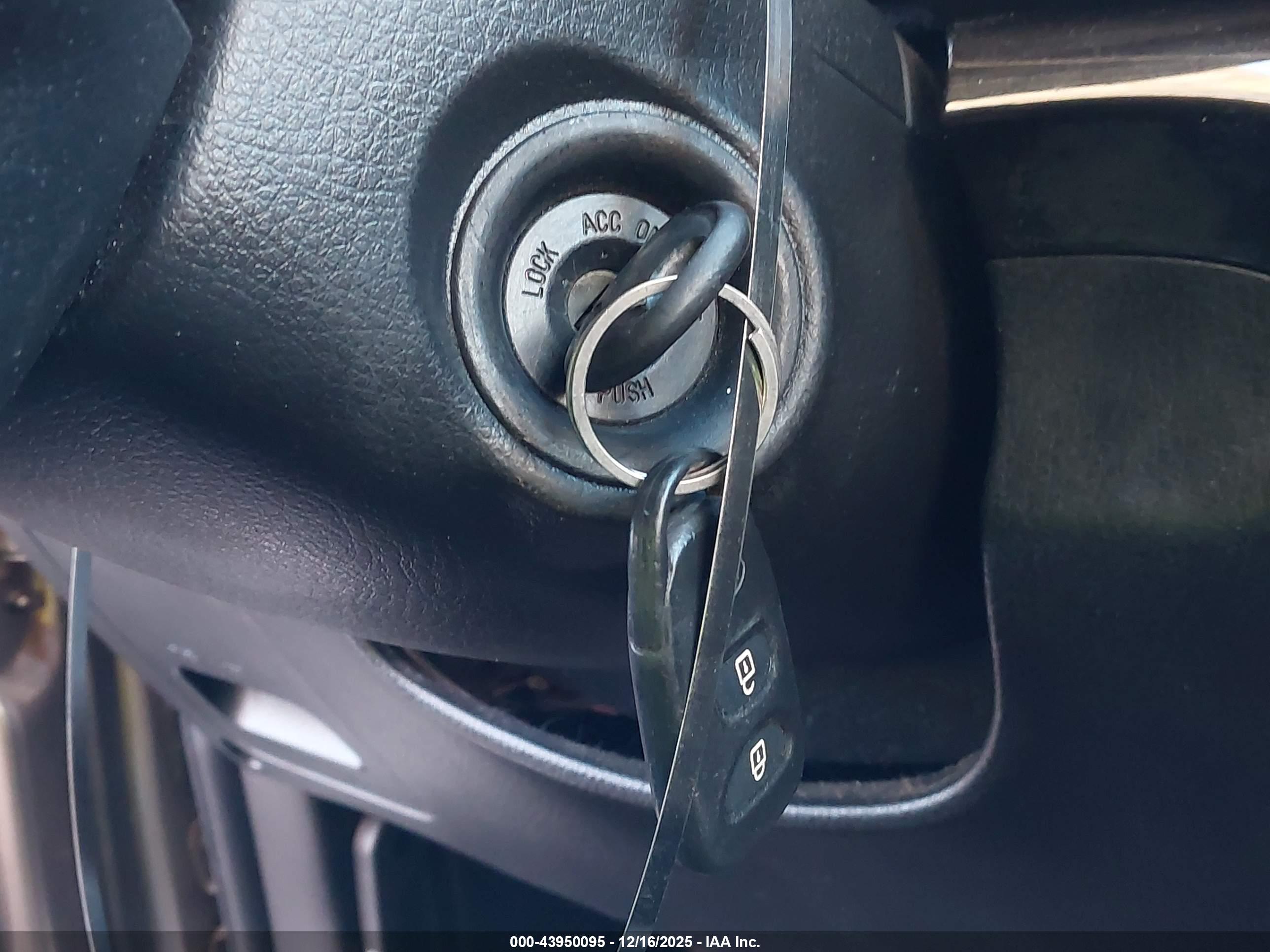 KIA SORENTO image 11