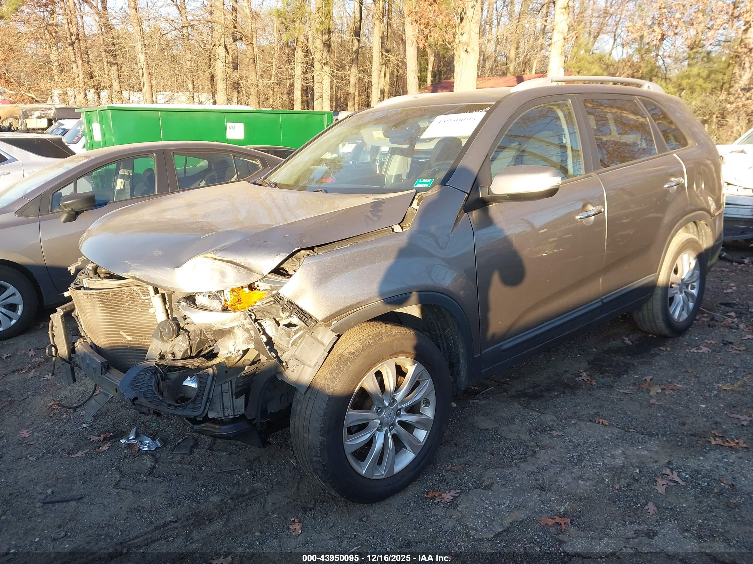 KIA SORENTO image 2