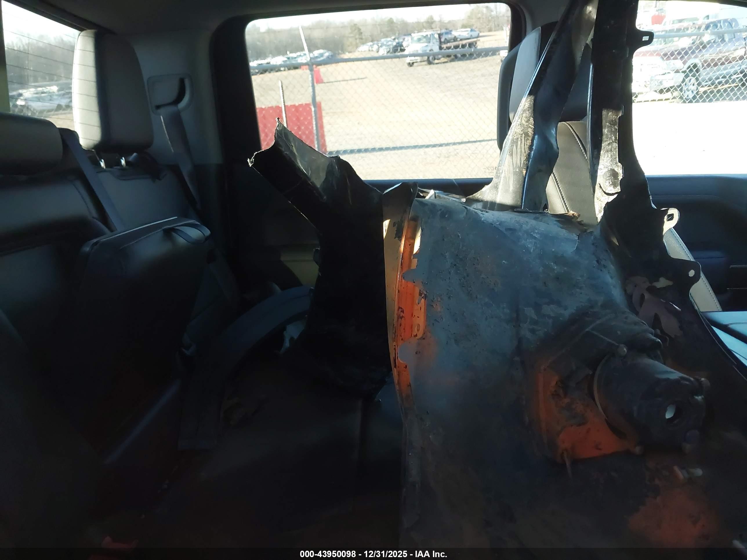 GMC SIERRA image 8
