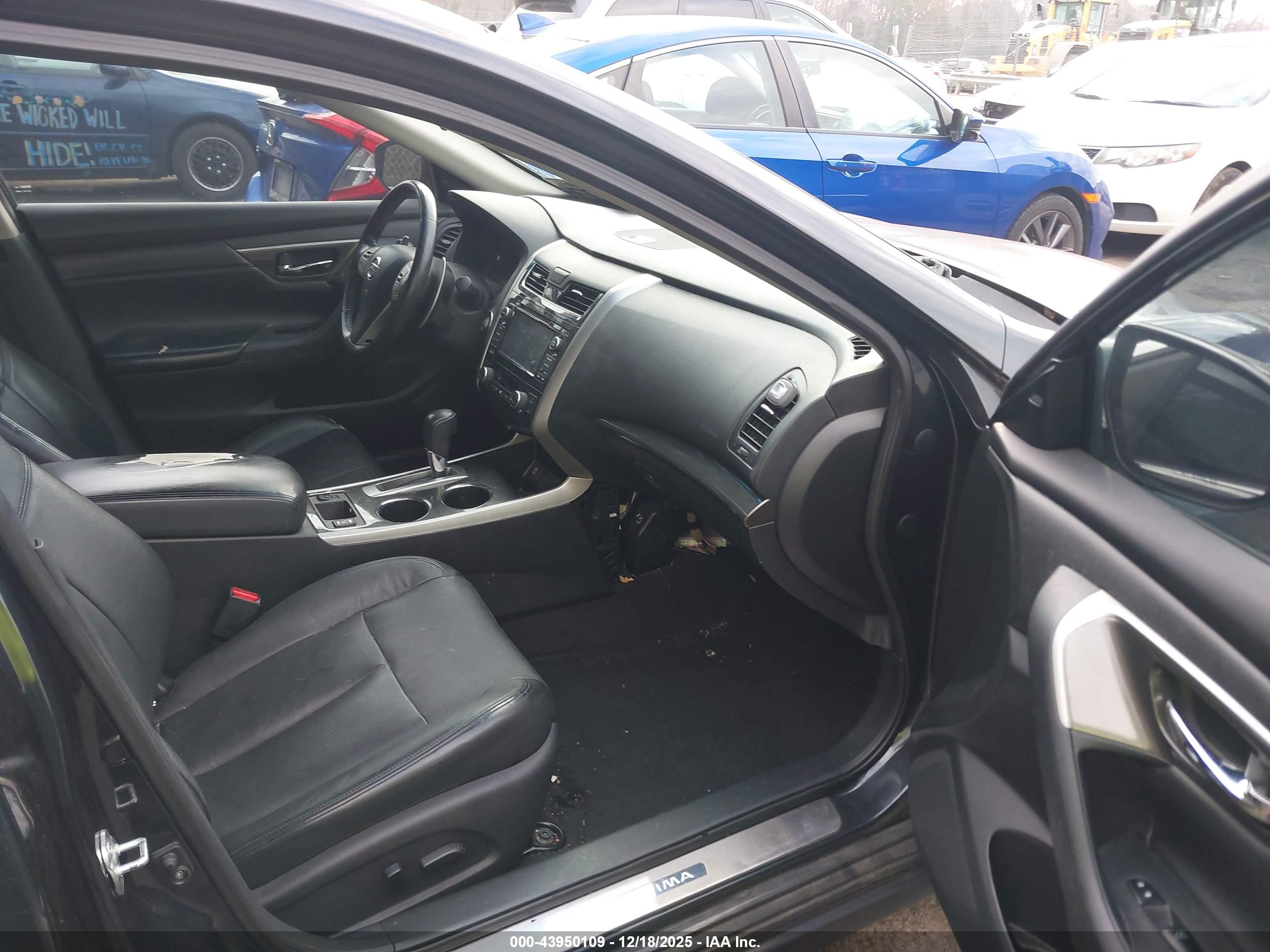 NISSAN ALTIMA image 5
