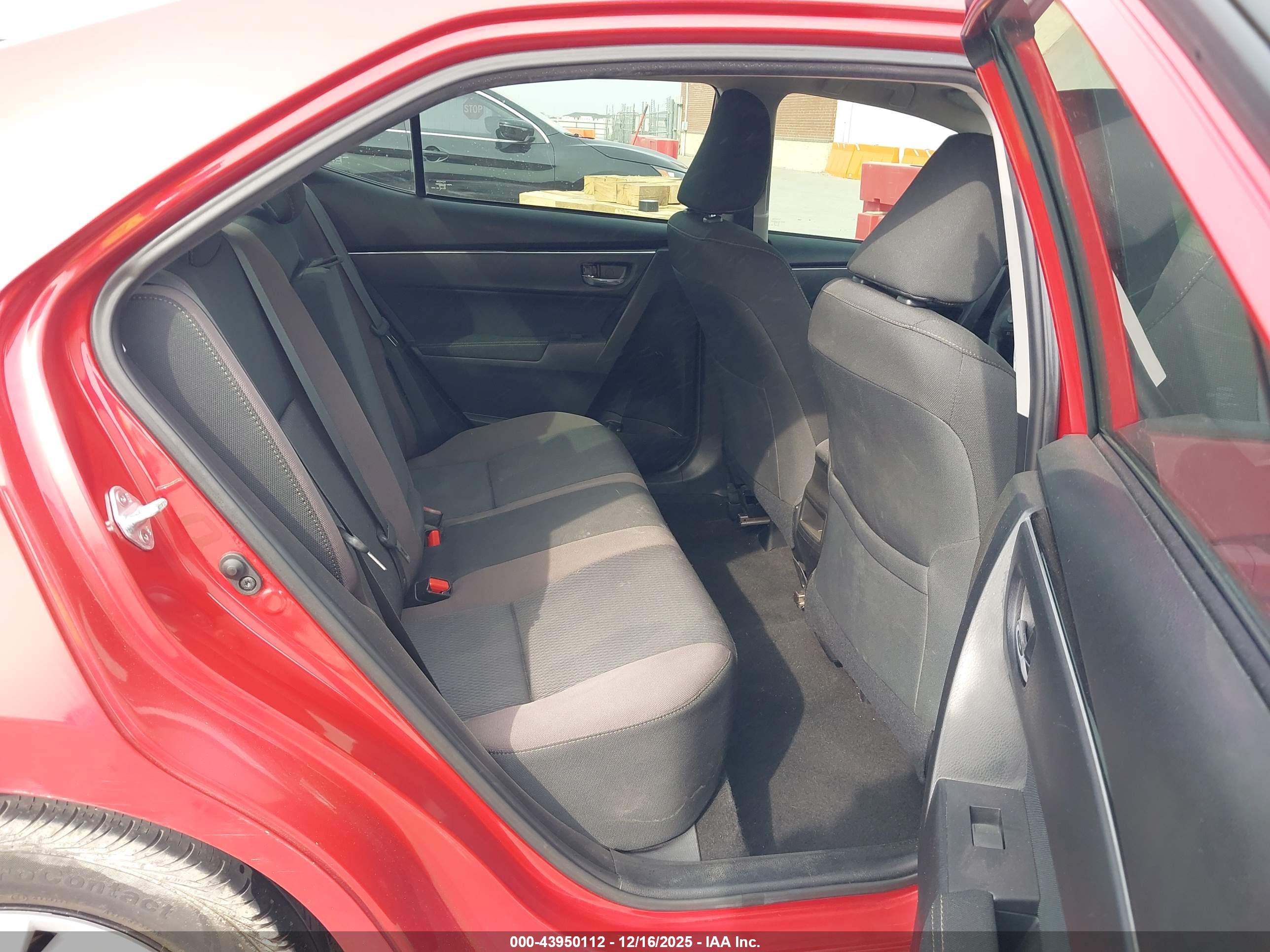 TOYOTA COROLLA image 8