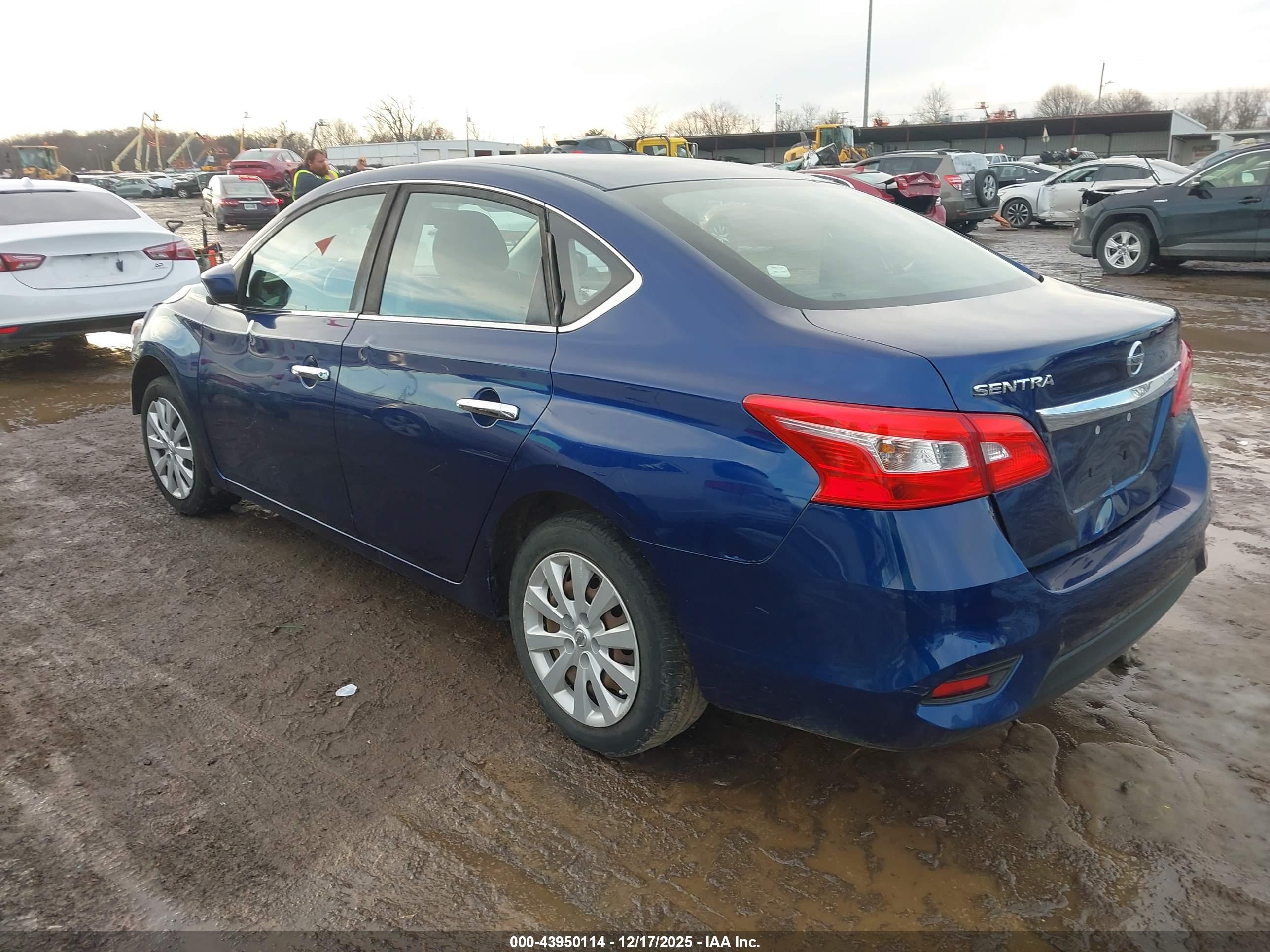 NISSAN SENTRA image 3