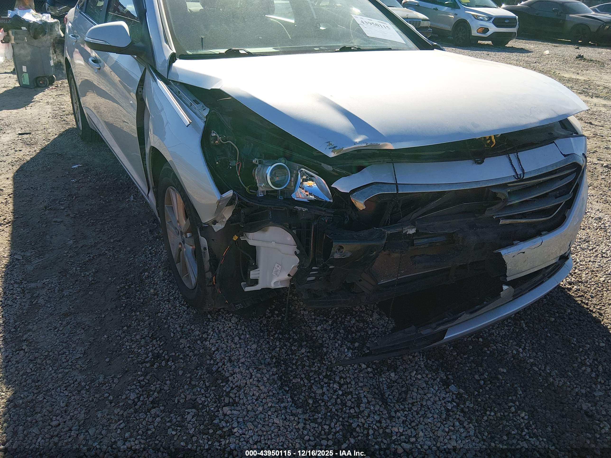 HYUNDAI SONATA image 6