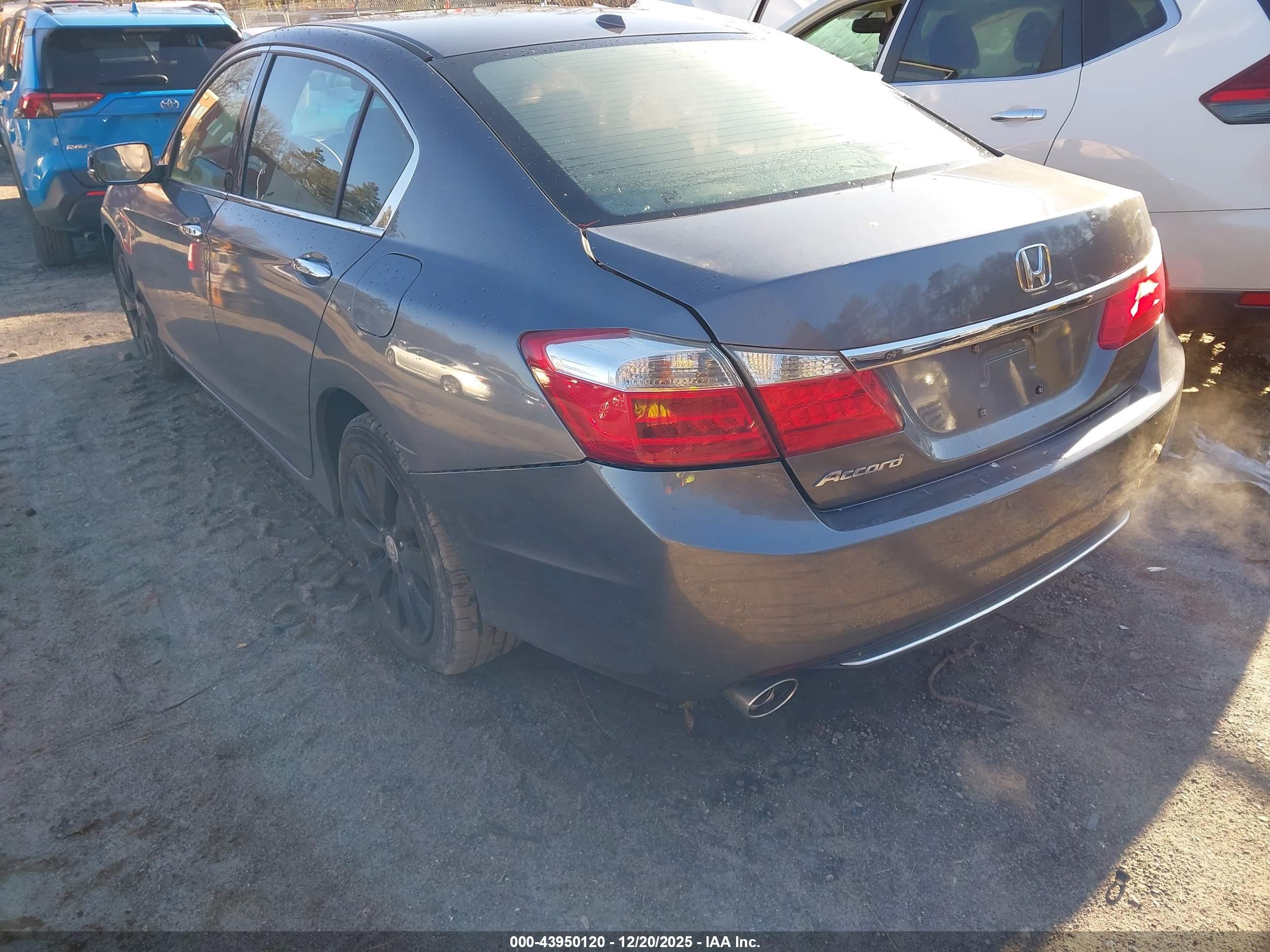 HONDA ACCORD image 3