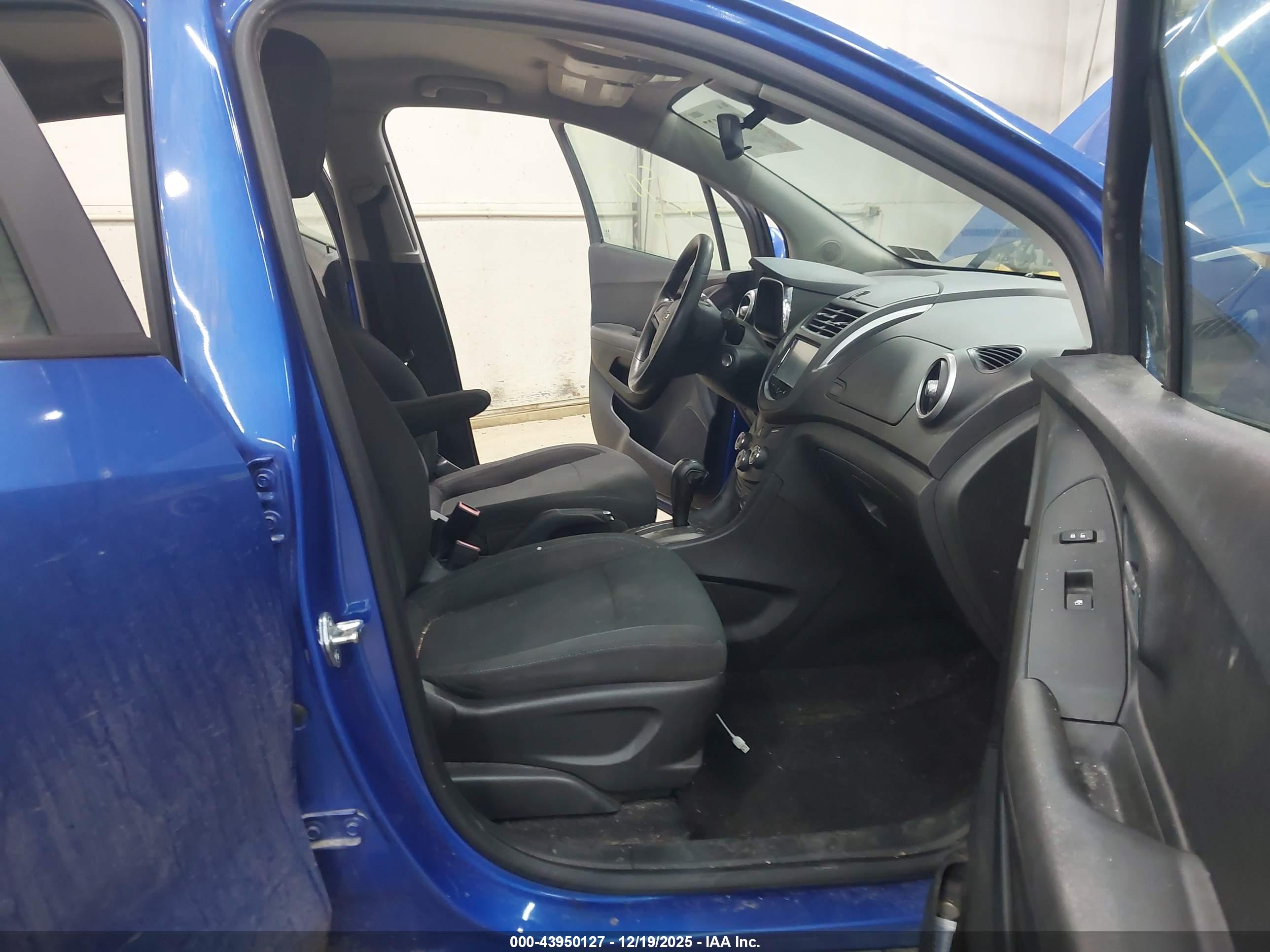 CHEVROLET TRAX image 5