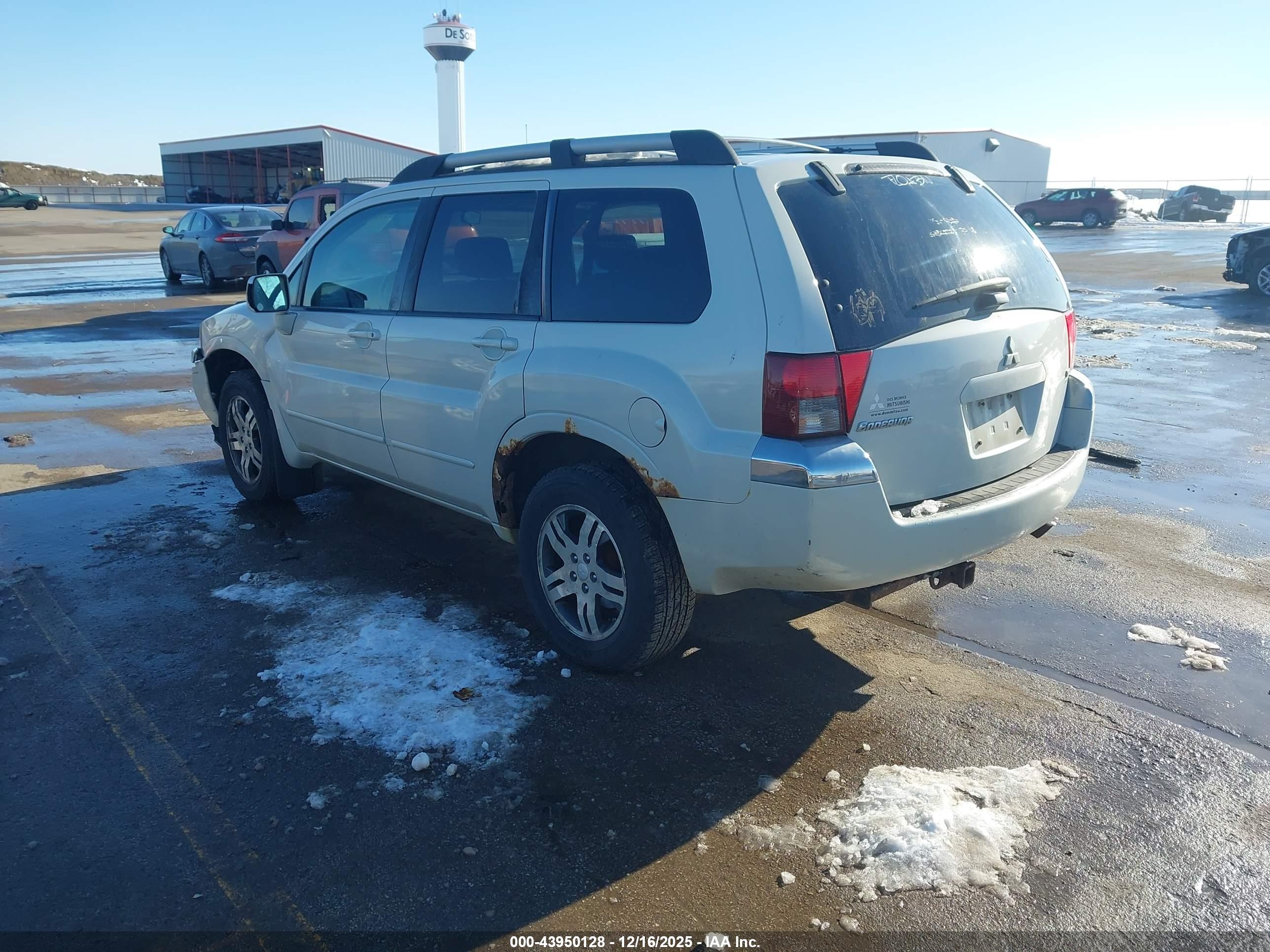 MITSUBISHI ENDEAVOR image 3