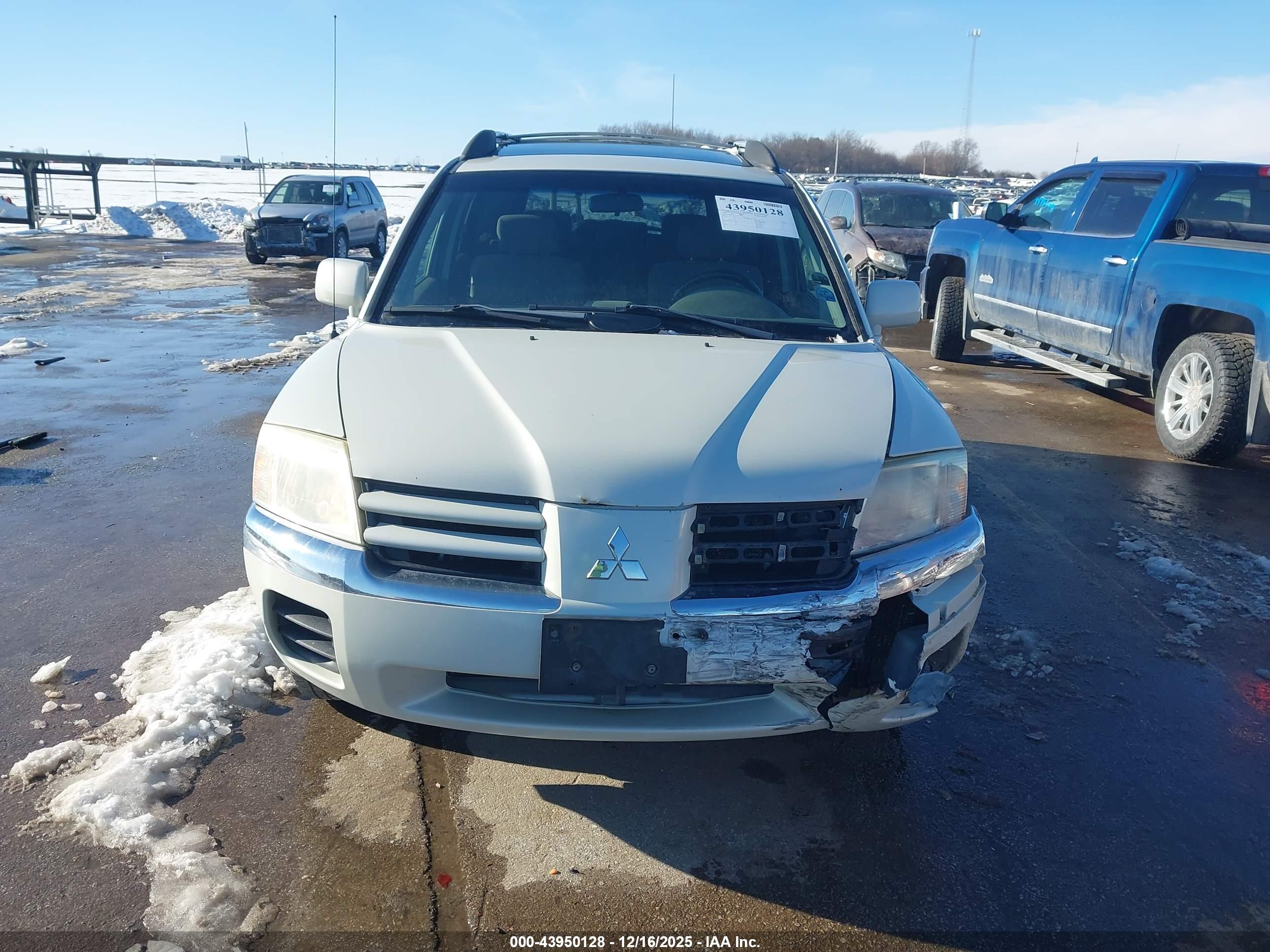 MITSUBISHI ENDEAVOR image 6