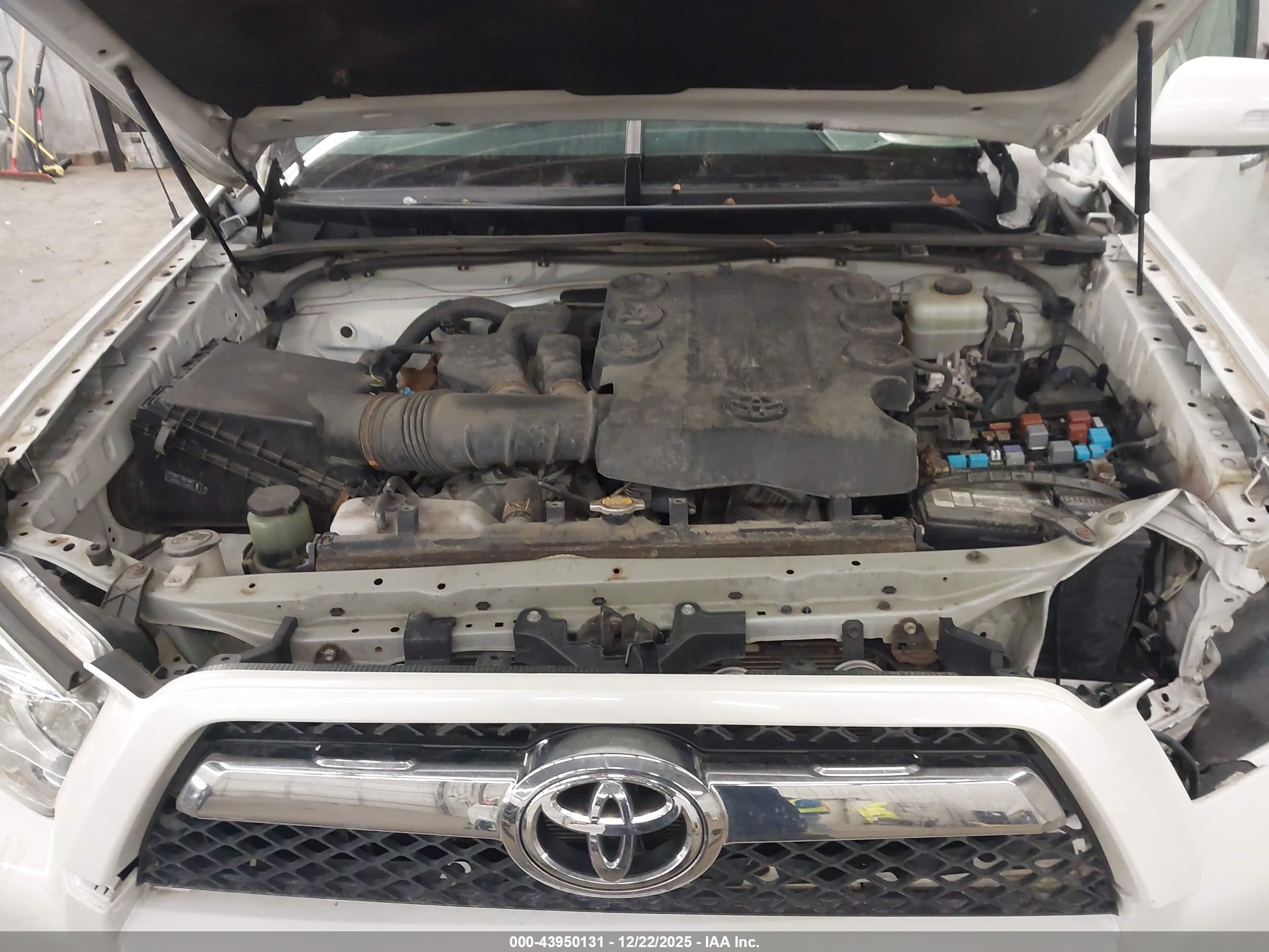 TOYOTA 4RUNNER image 10