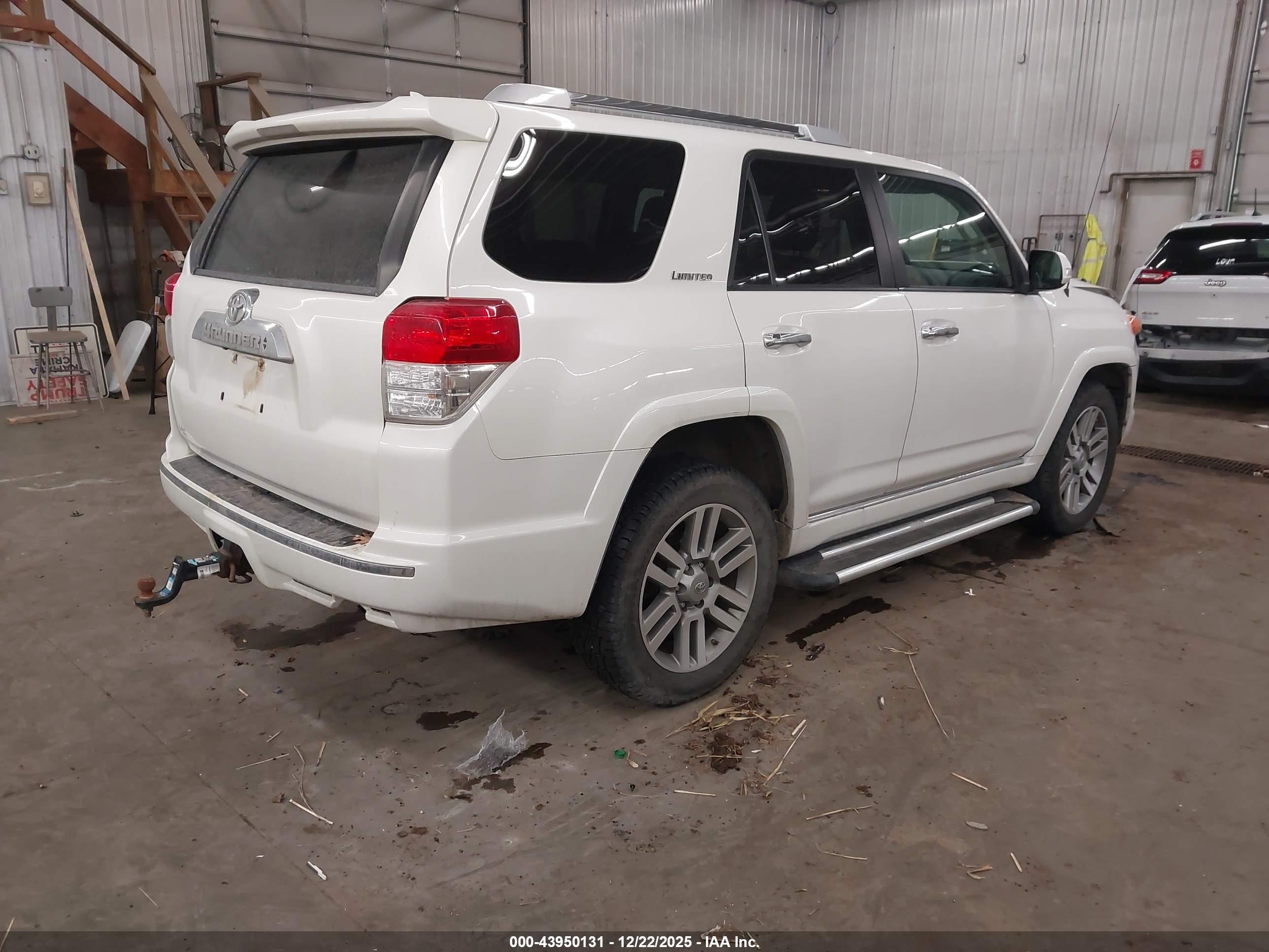 TOYOTA 4RUNNER image 4