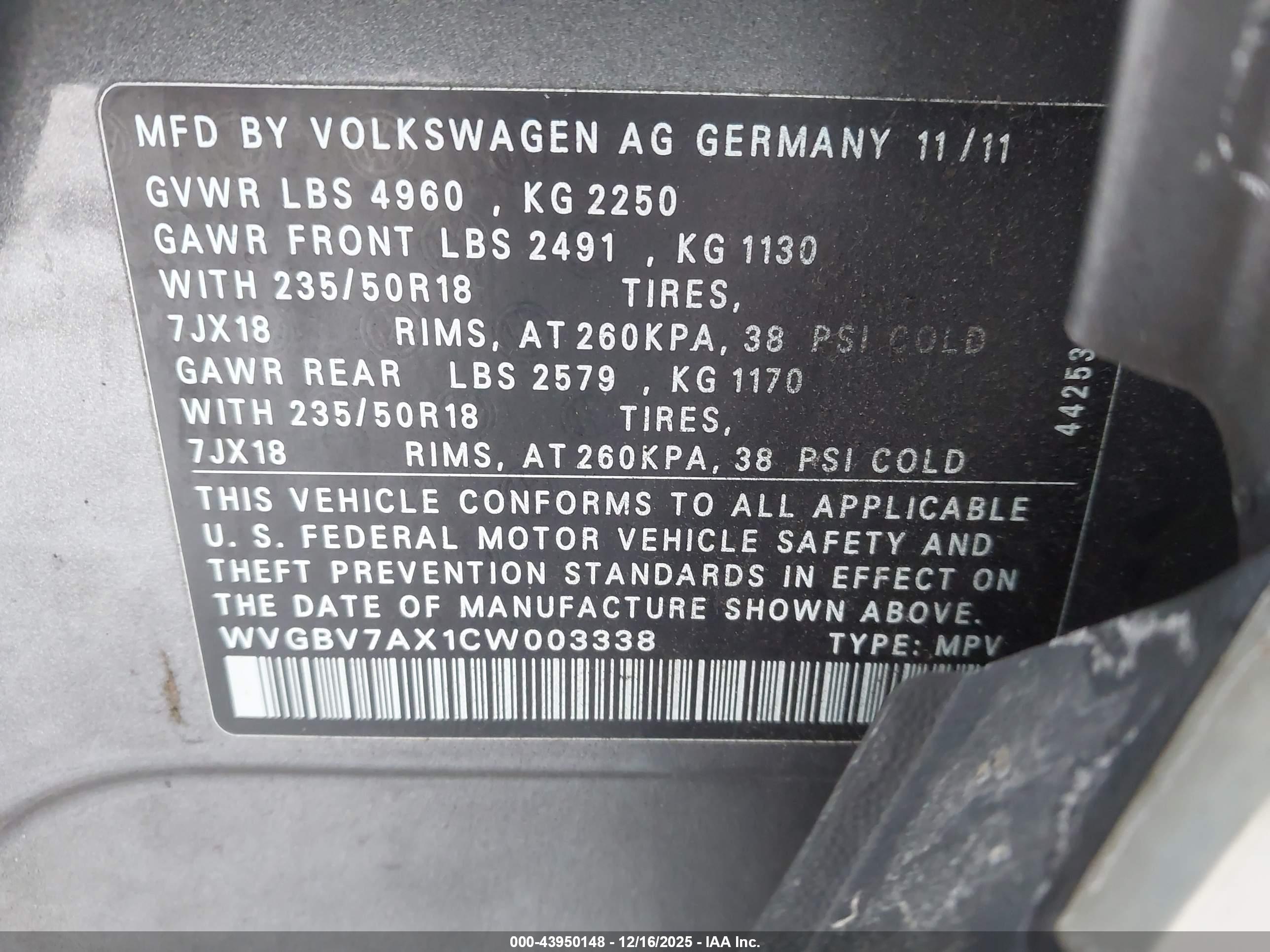 VOLKSWAGEN TIGUAN image 9