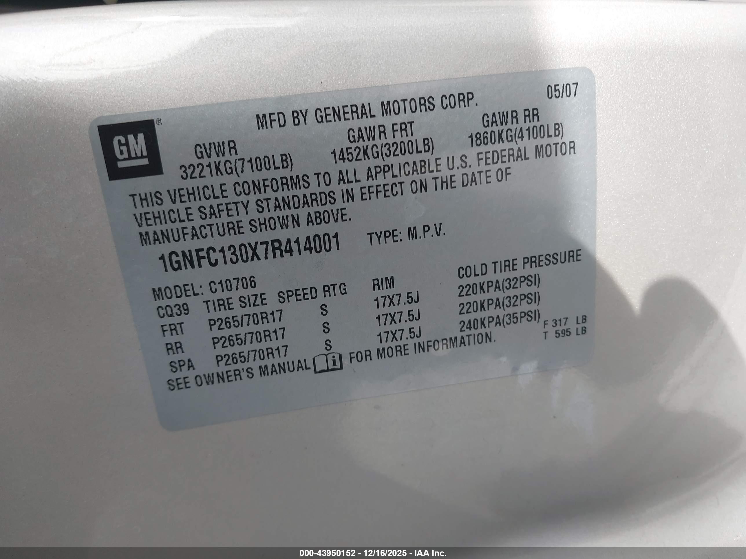 CHEVROLET TAHOE image 9