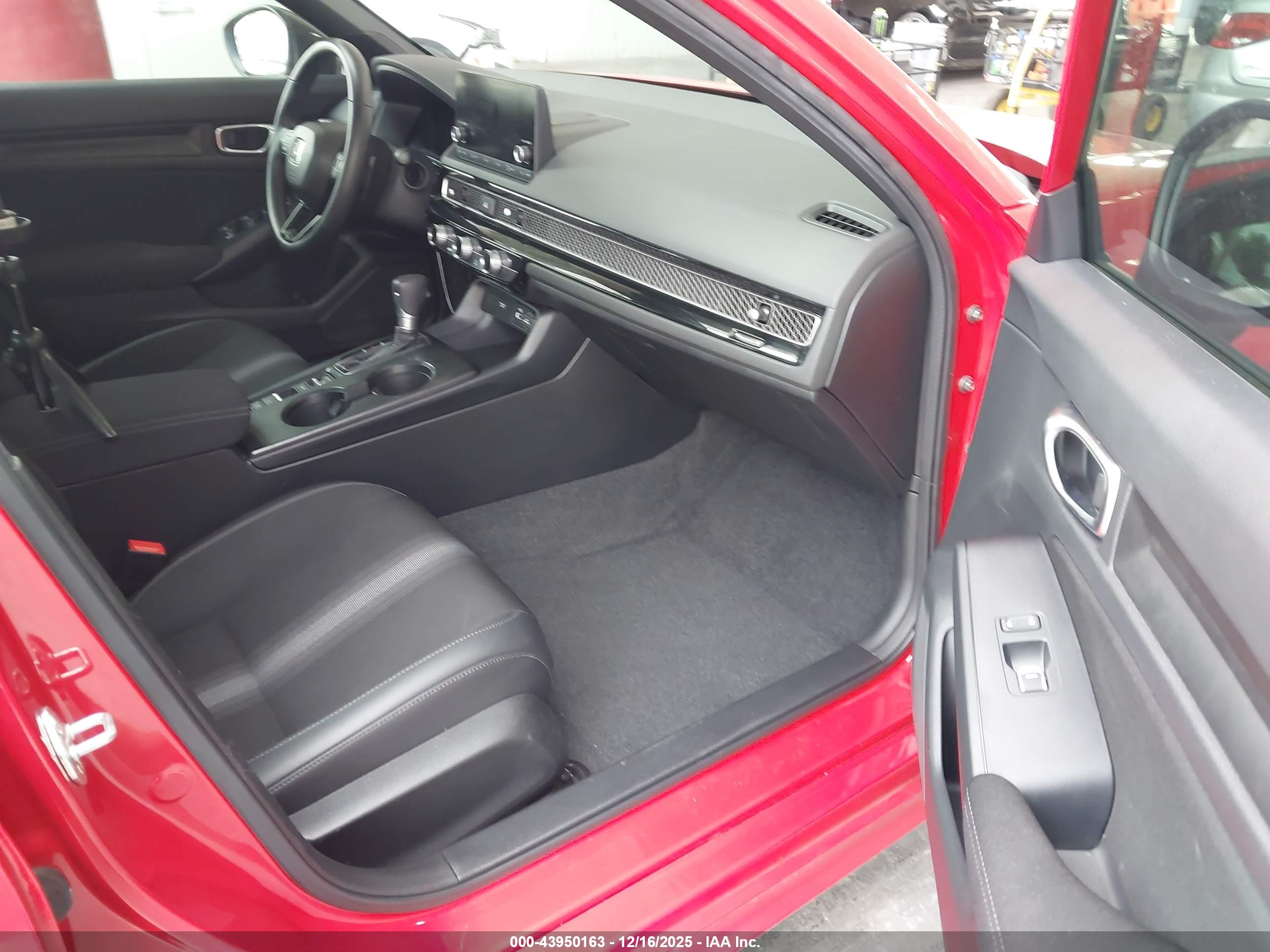 HONDA CIVIC image 5
