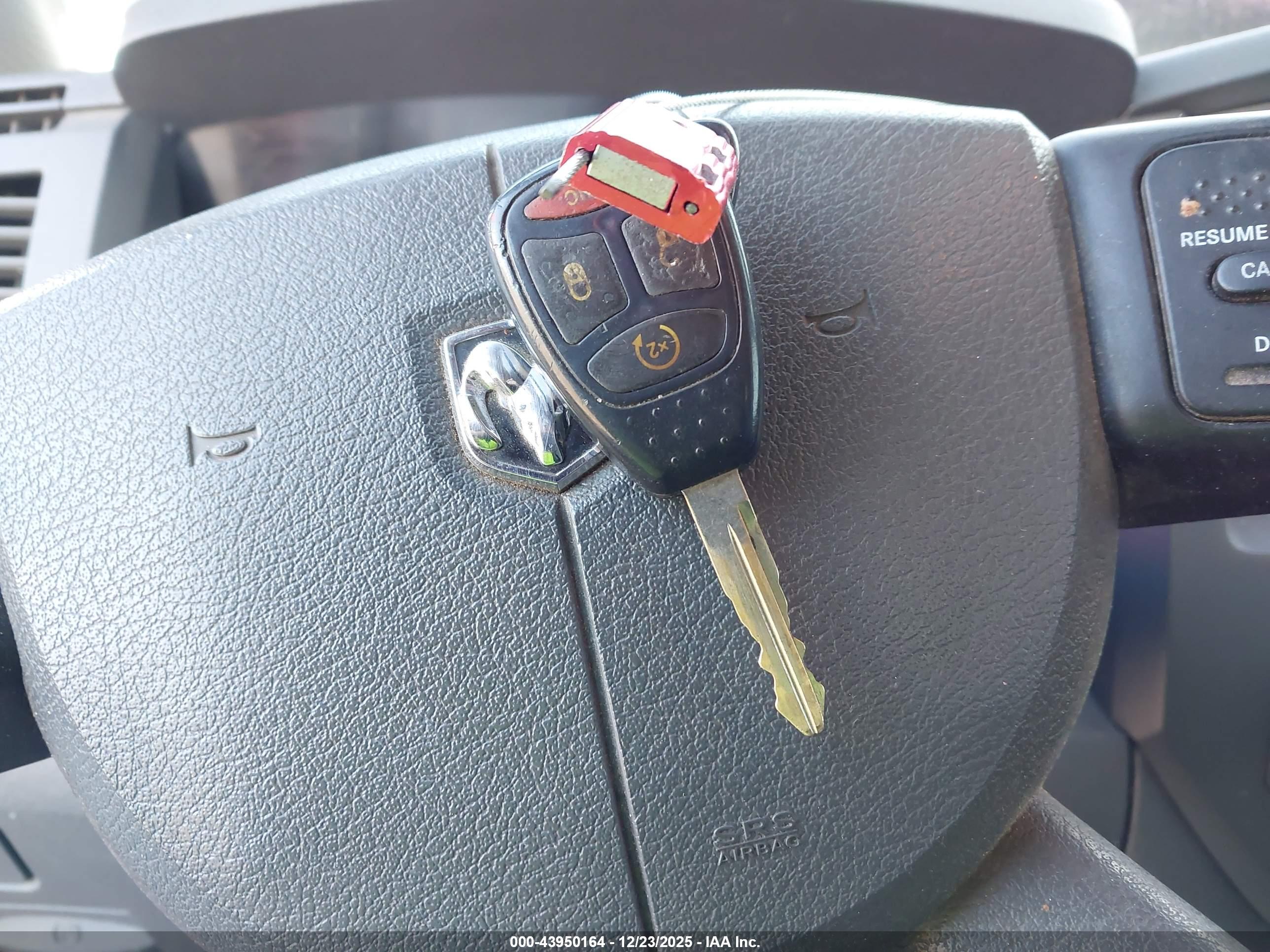 DODGE RAM image 11