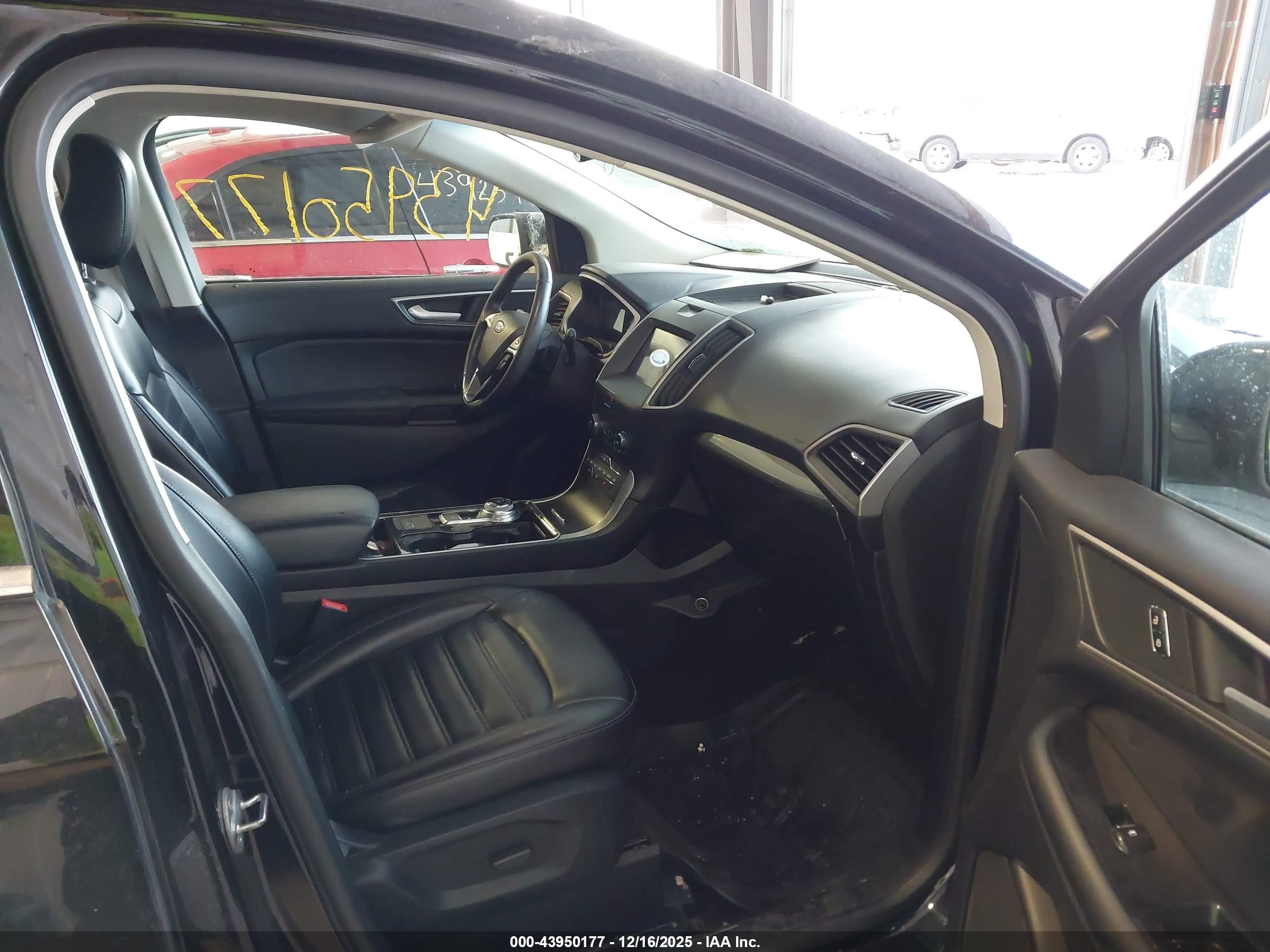 FORD EDGE image 5