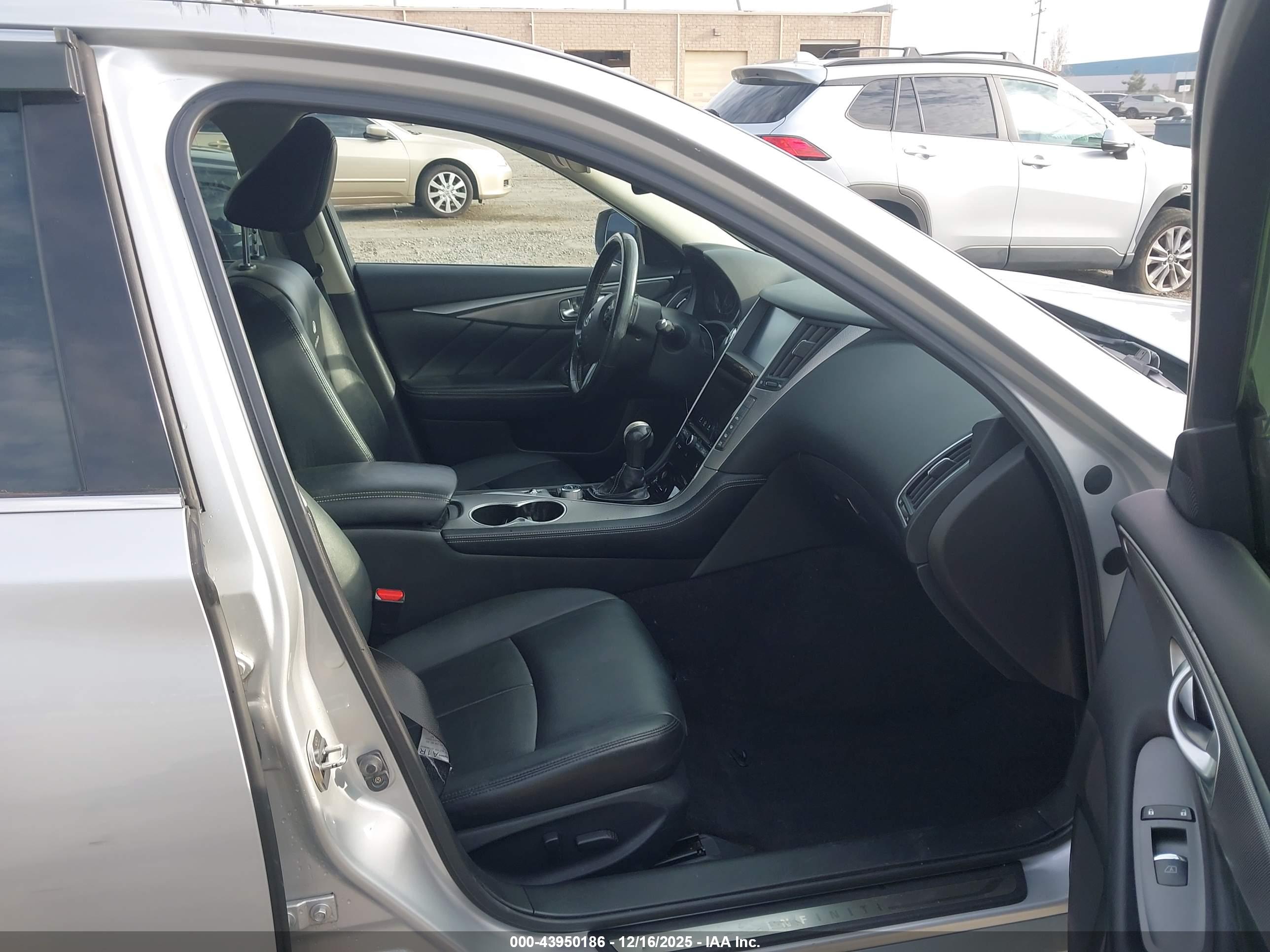 INFINITI Q50 image 5