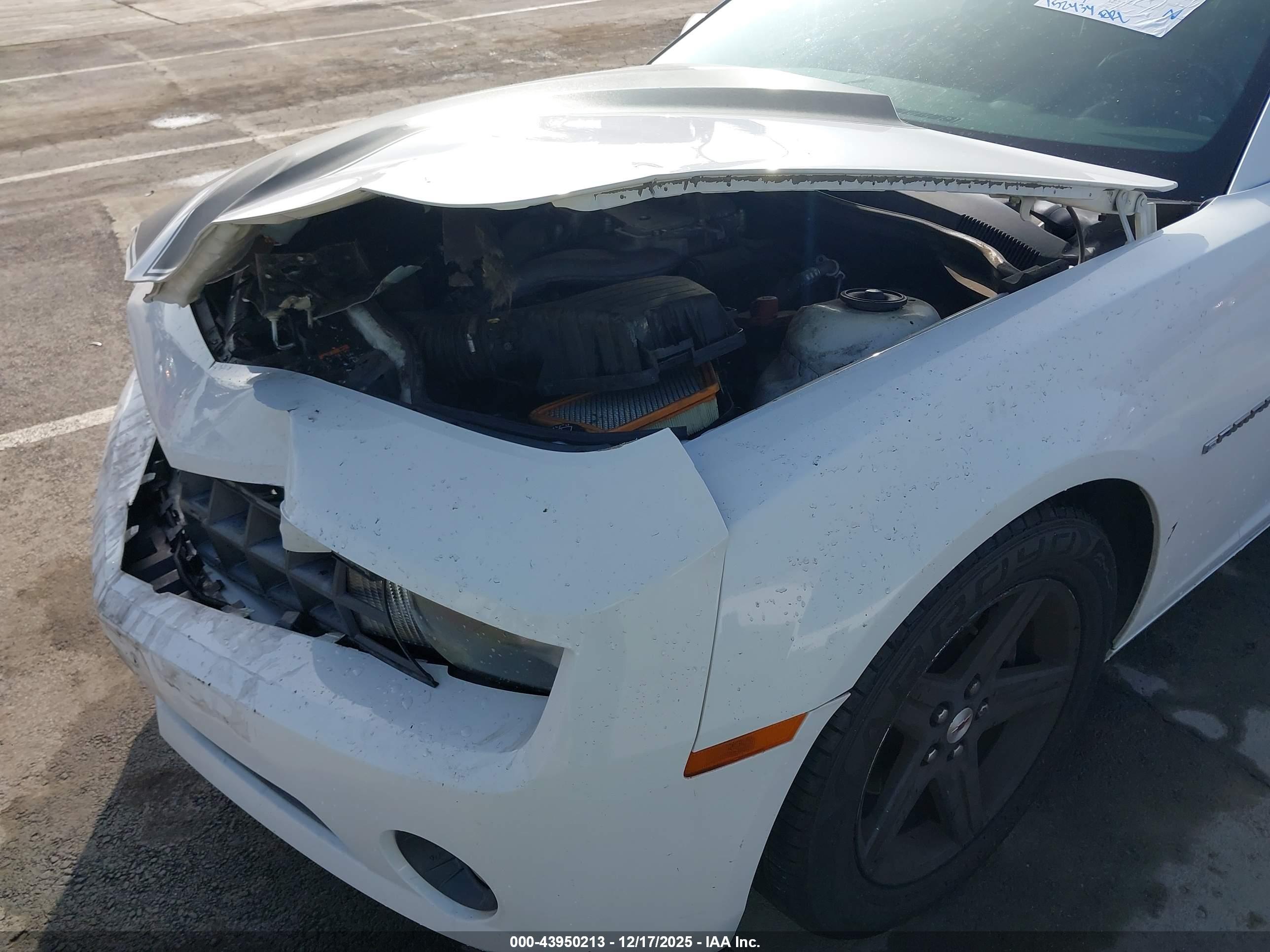CHEVROLET CAMARO image 6