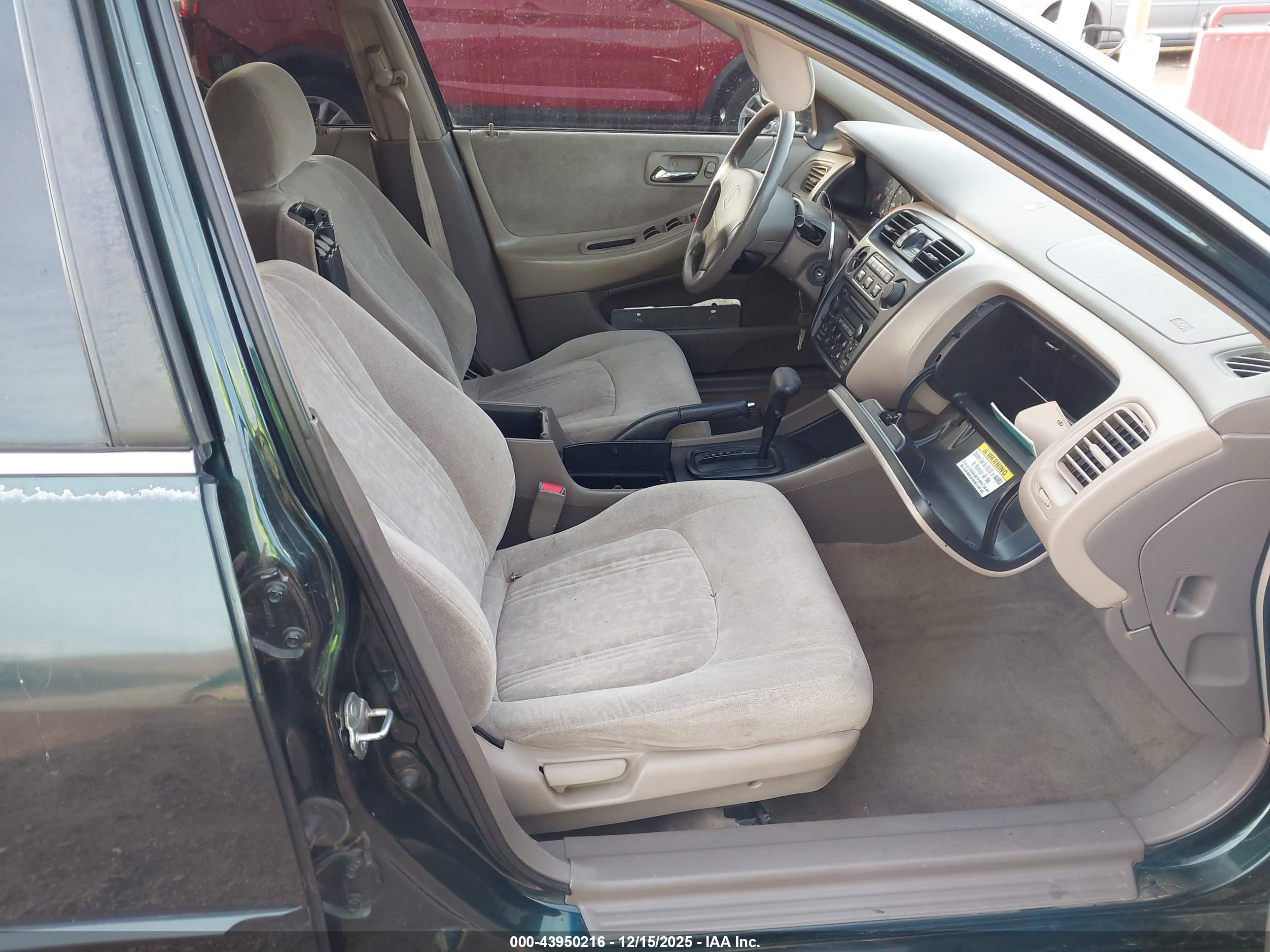 HONDA ACCORD image 5