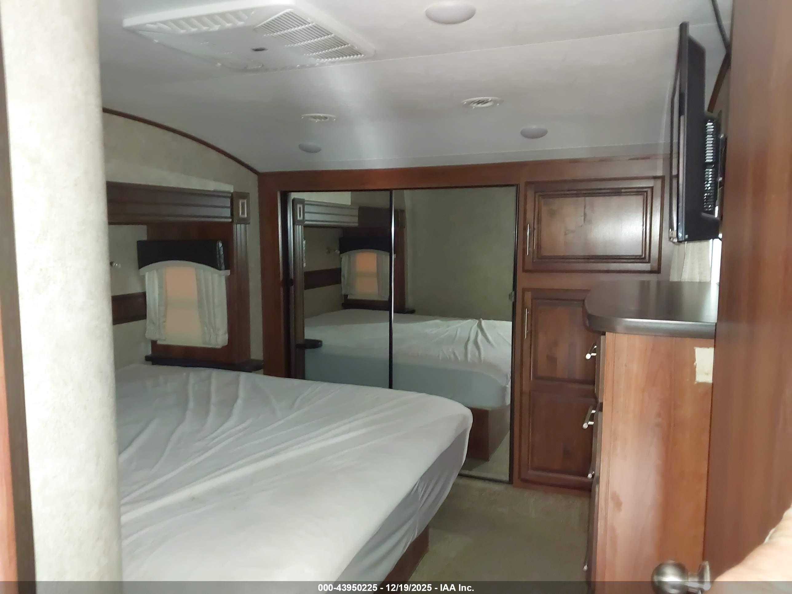 JAYCO EAGLE image 5