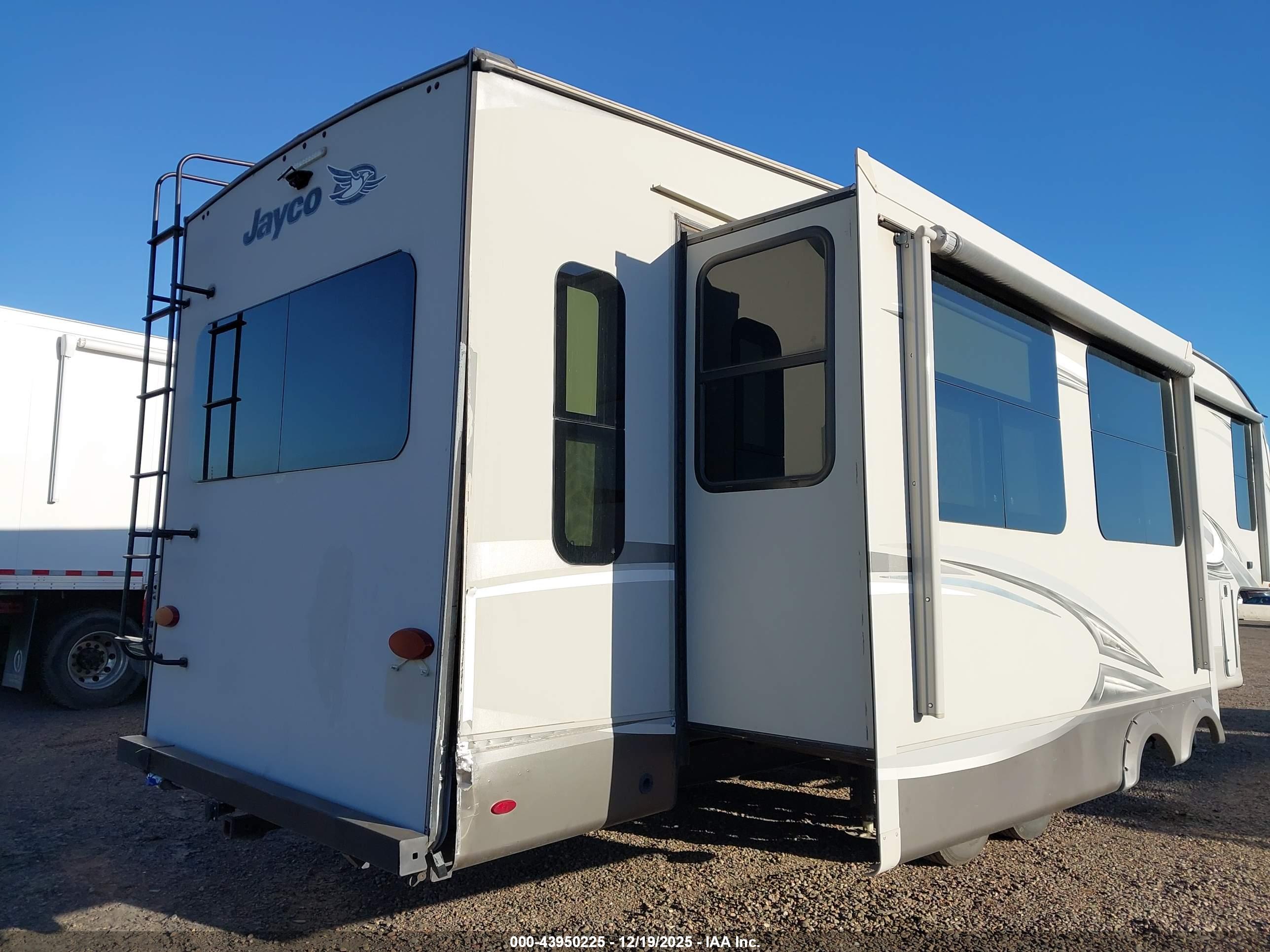 JAYCO EAGLE image 6