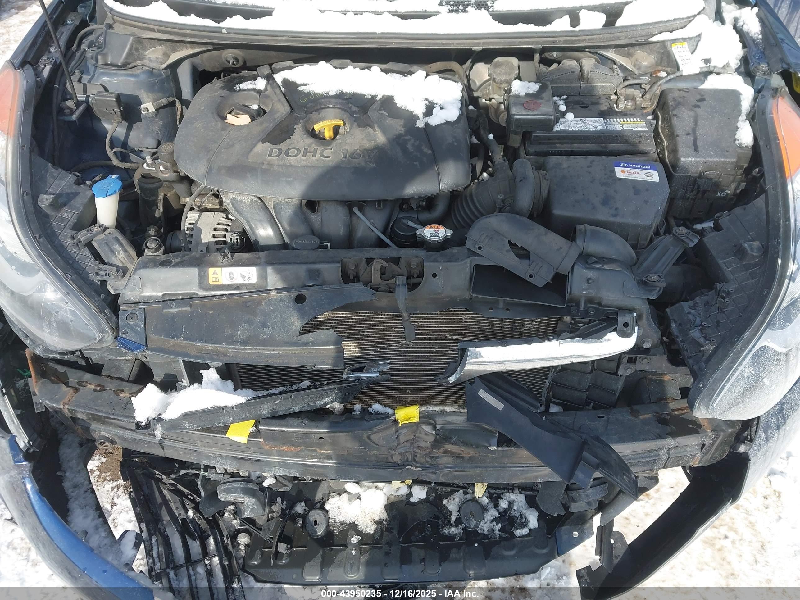 HYUNDAI ELANTRA image 10