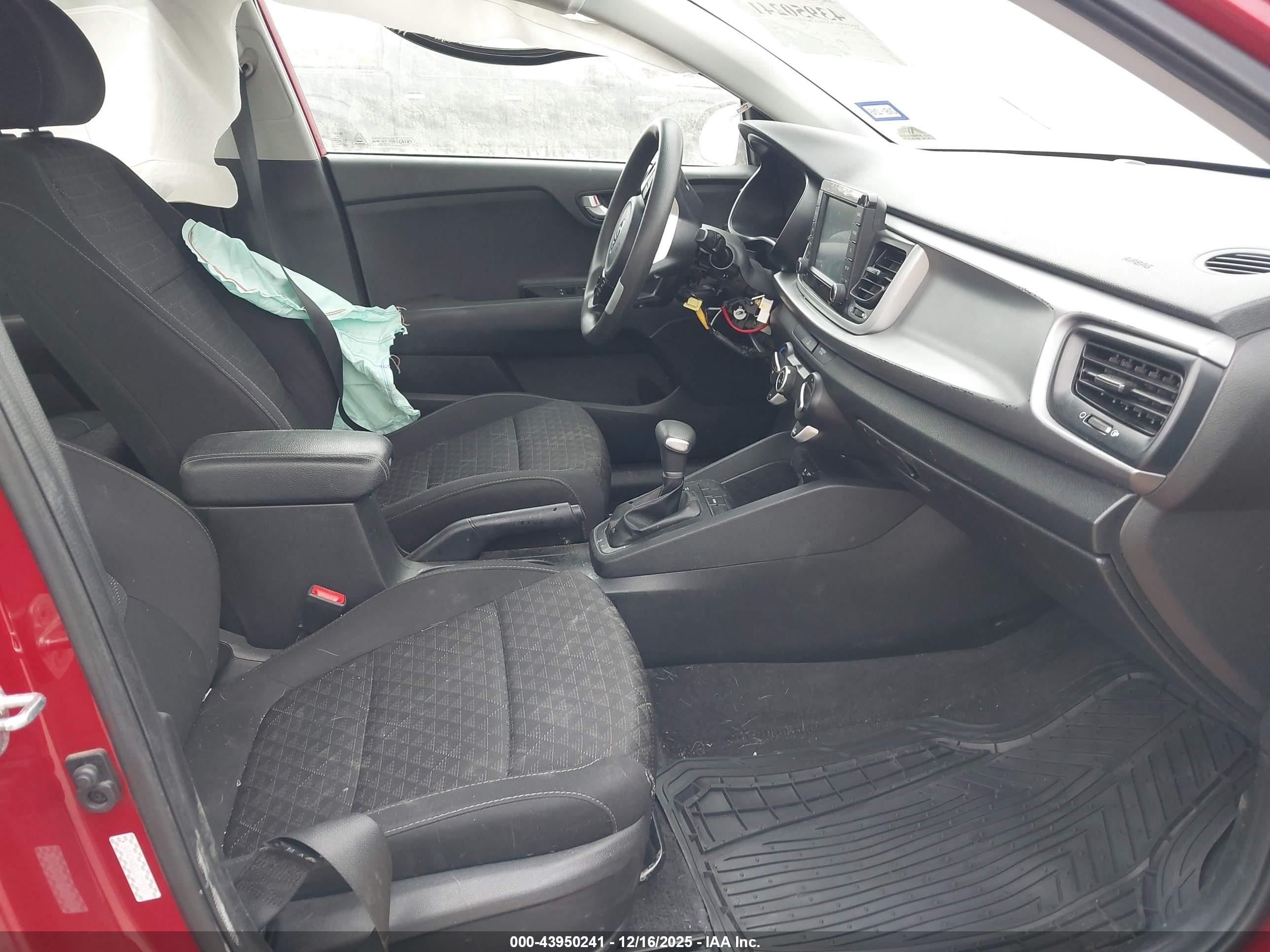 KIA RIO image 5