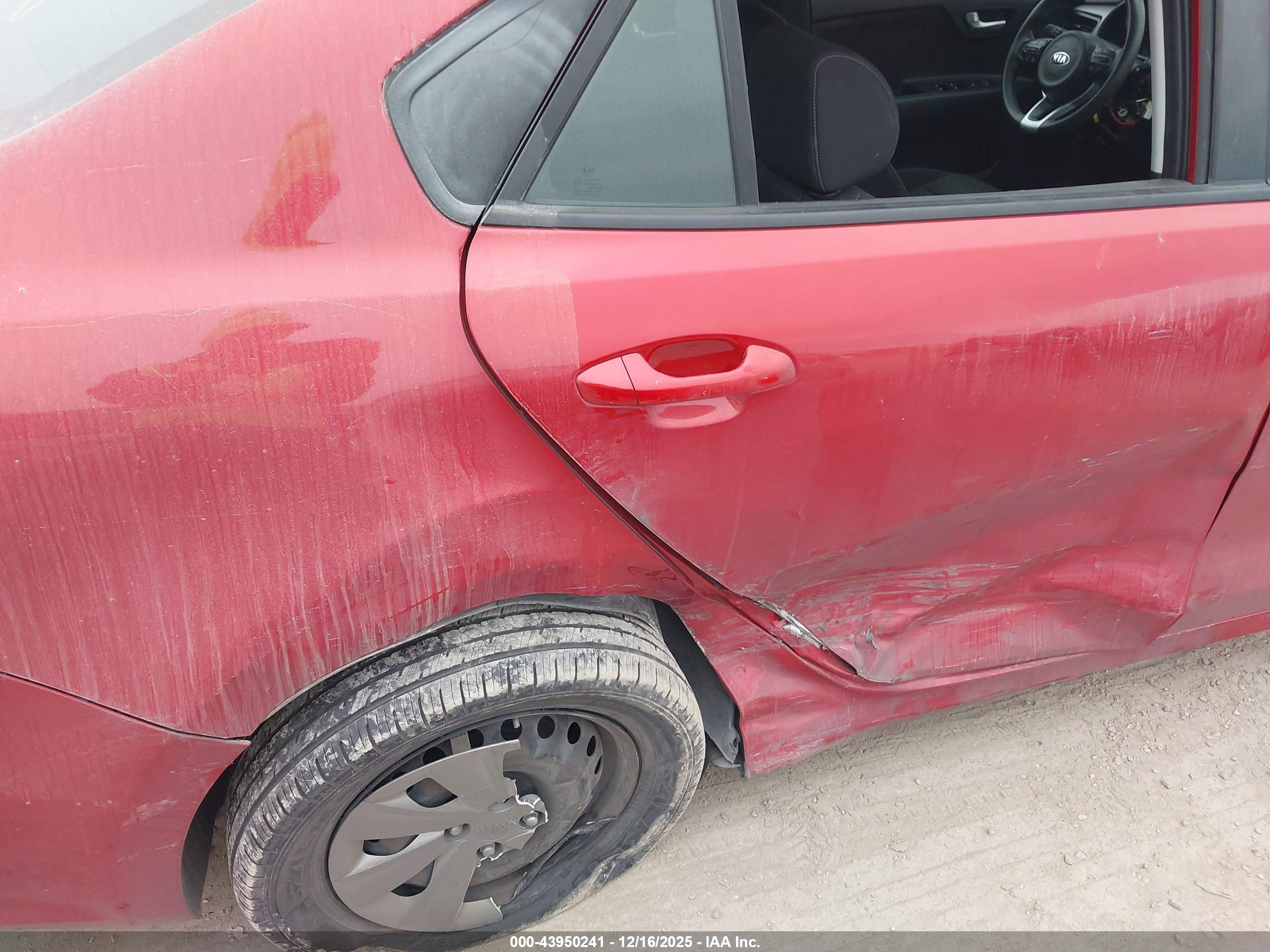 KIA RIO image 6