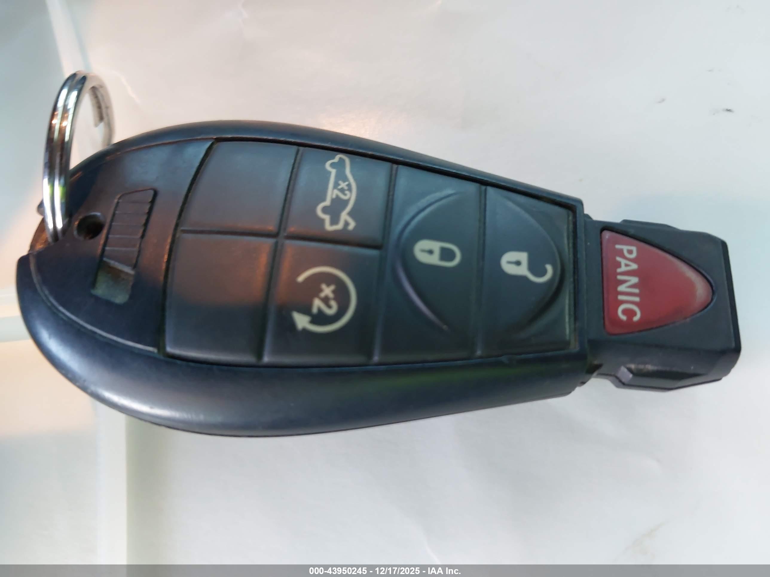 DODGE CHALLENGER image 11
