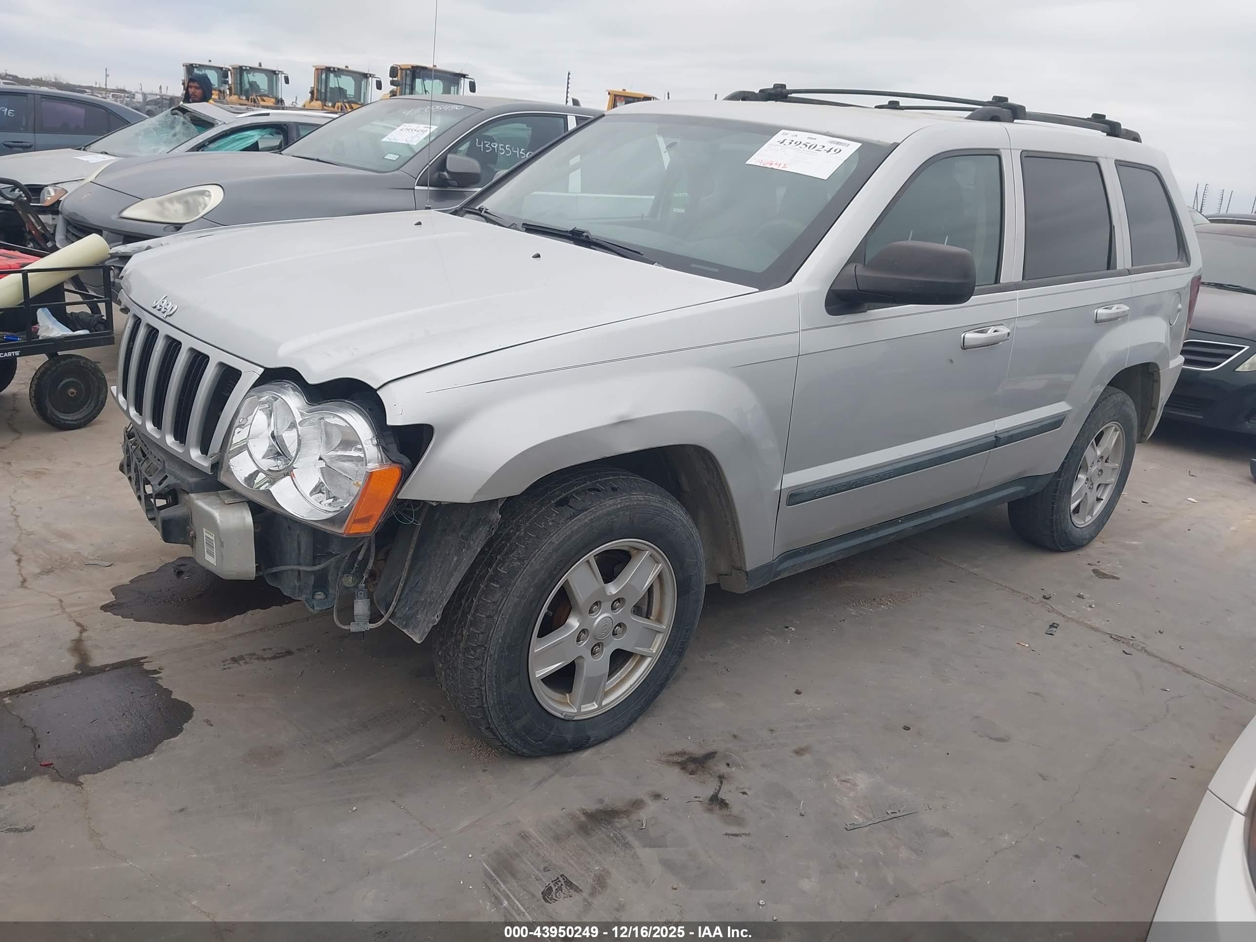 JEEP GRAND image 2