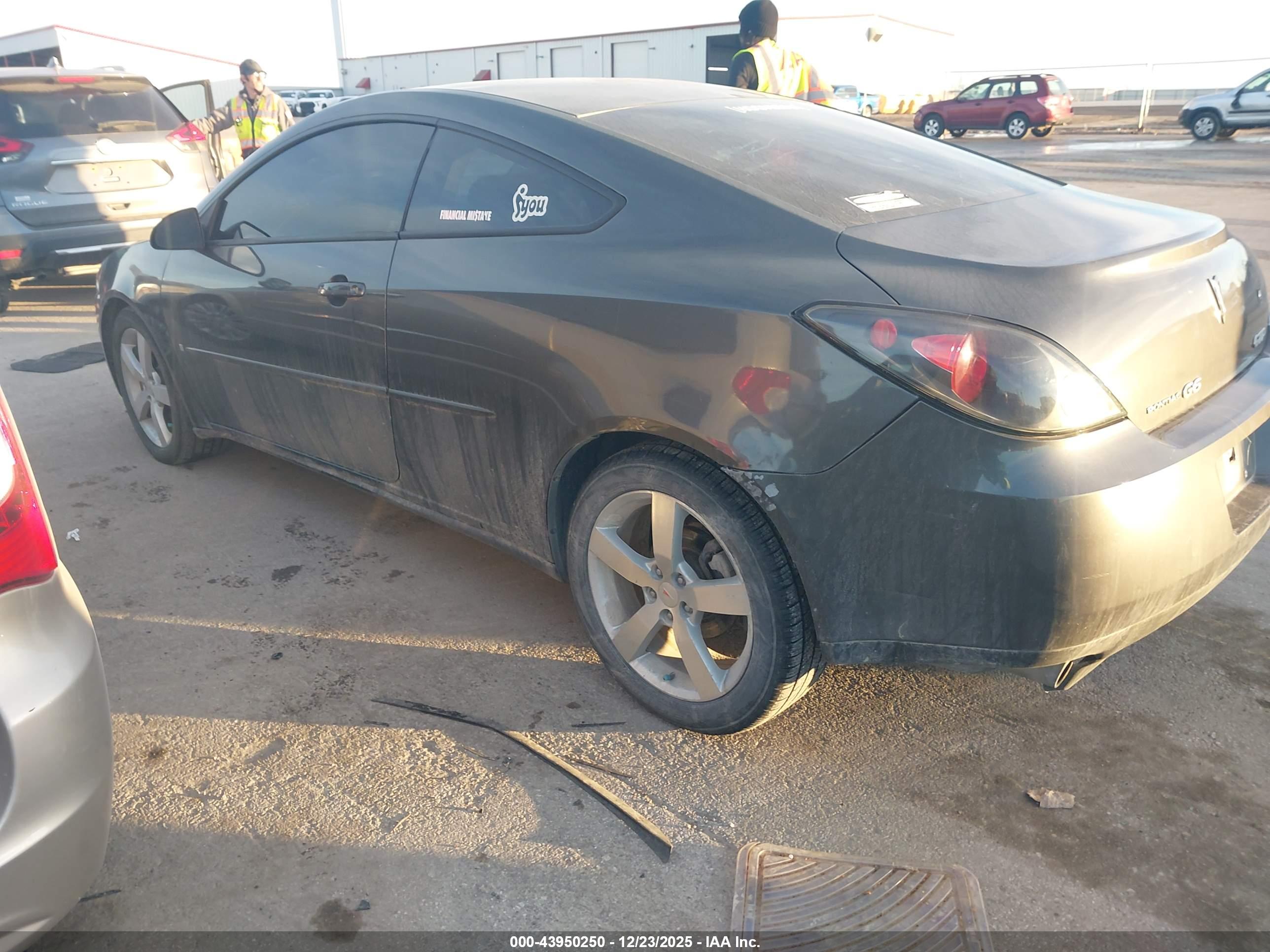 PONTIAC G6 image 3