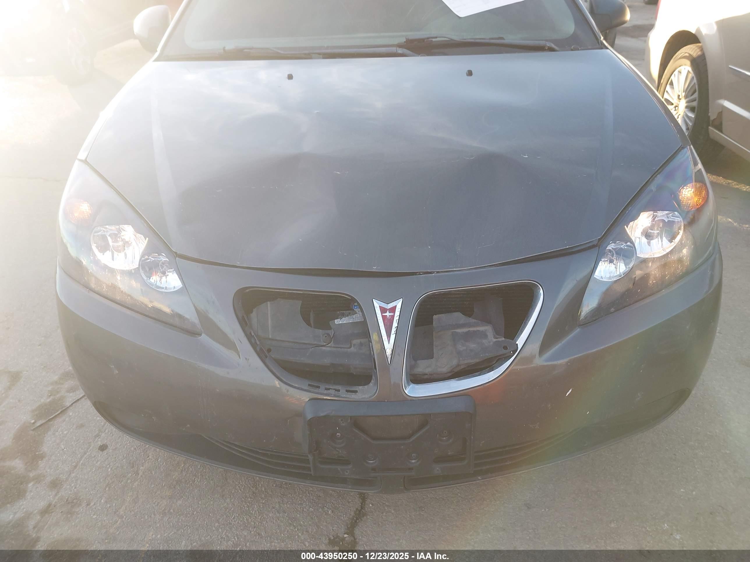 PONTIAC G6 image 6